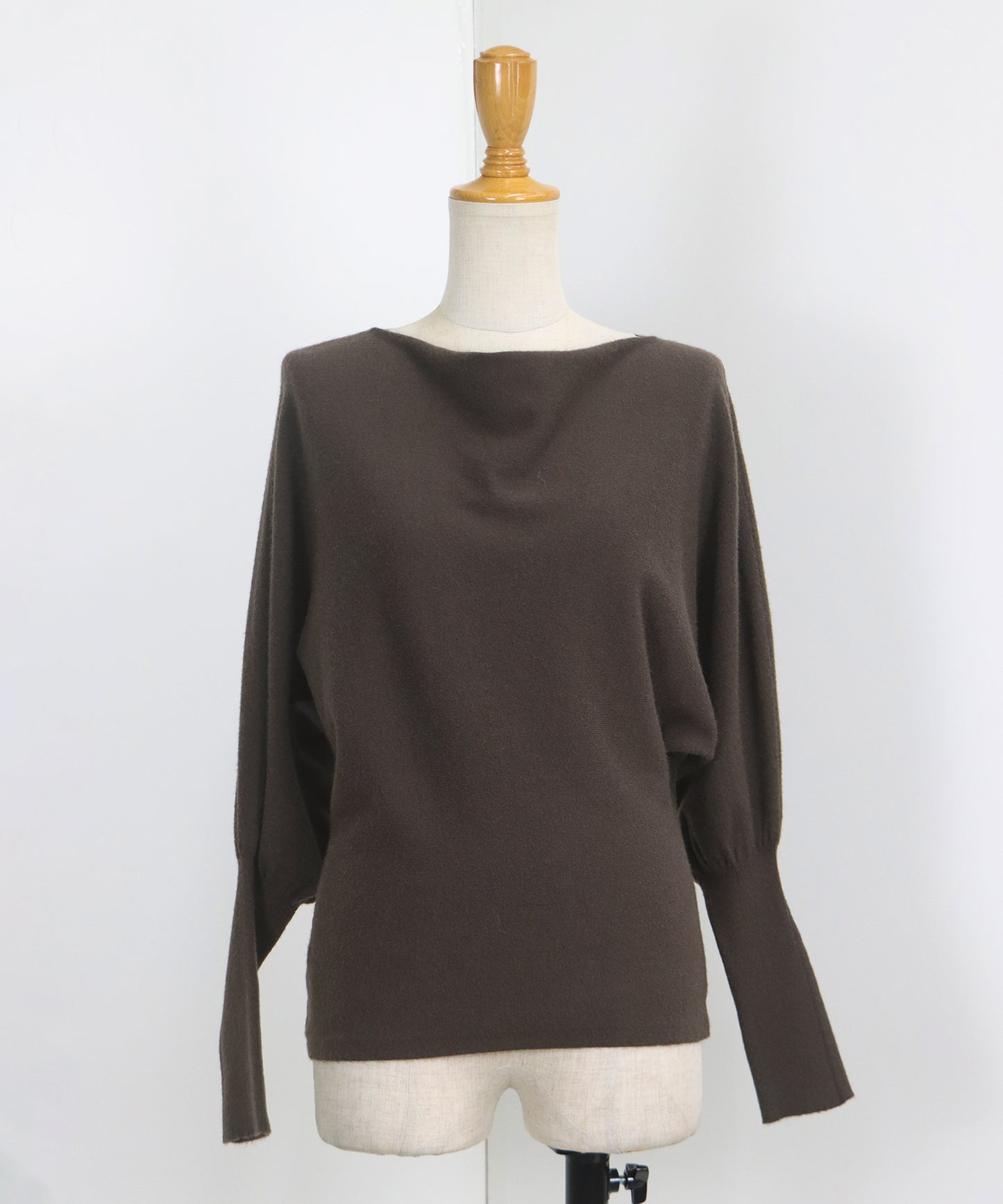 ウール混ボリュームスリーブドルマンニット