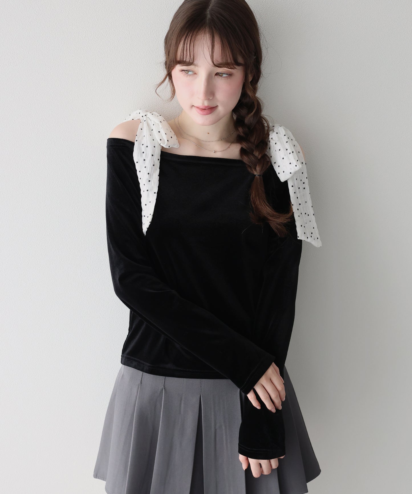 【早割5％OFF】ショルダードットリボンベロアトップス