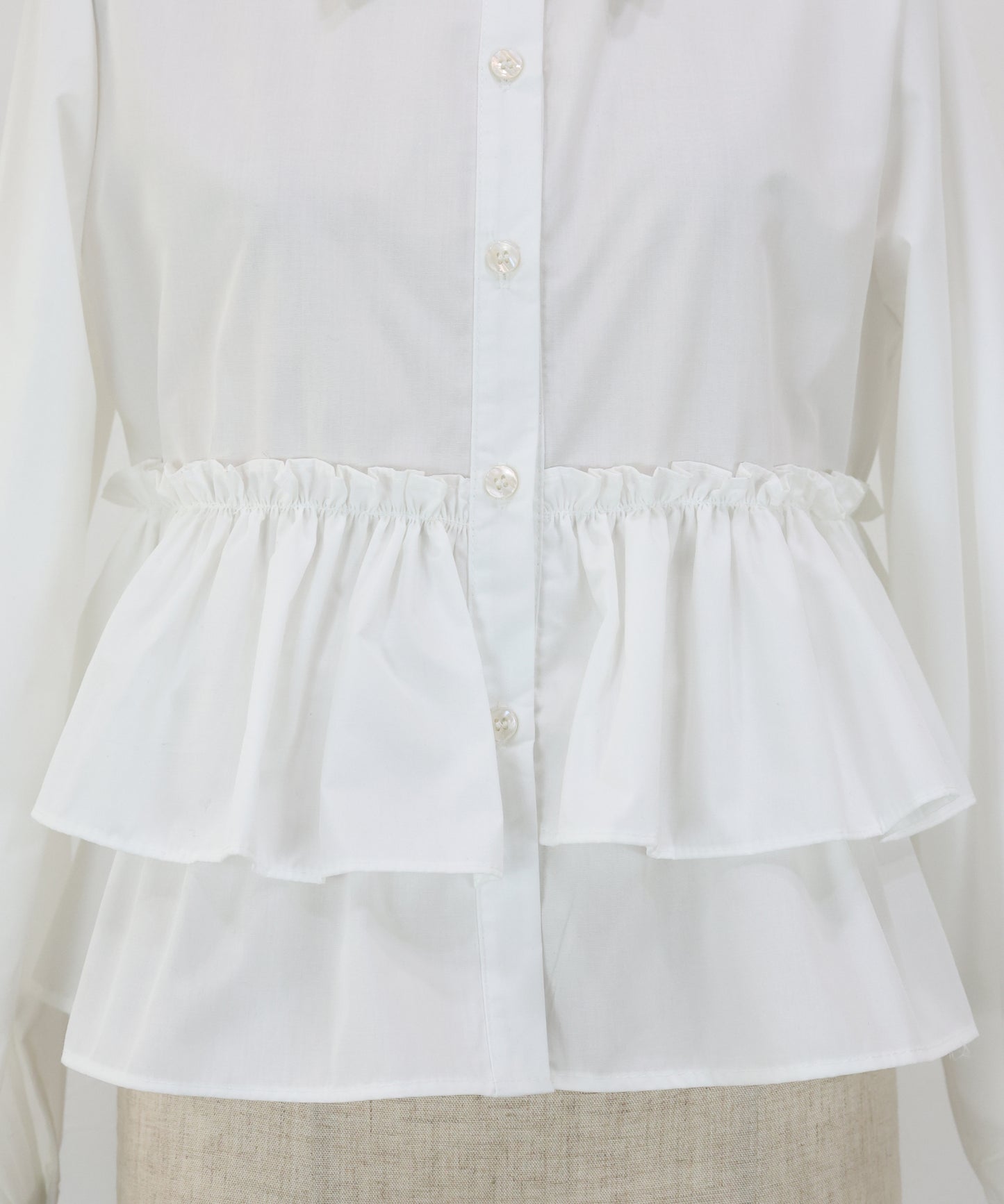 ティアードフリルペプラムブラウス【ネコポス】