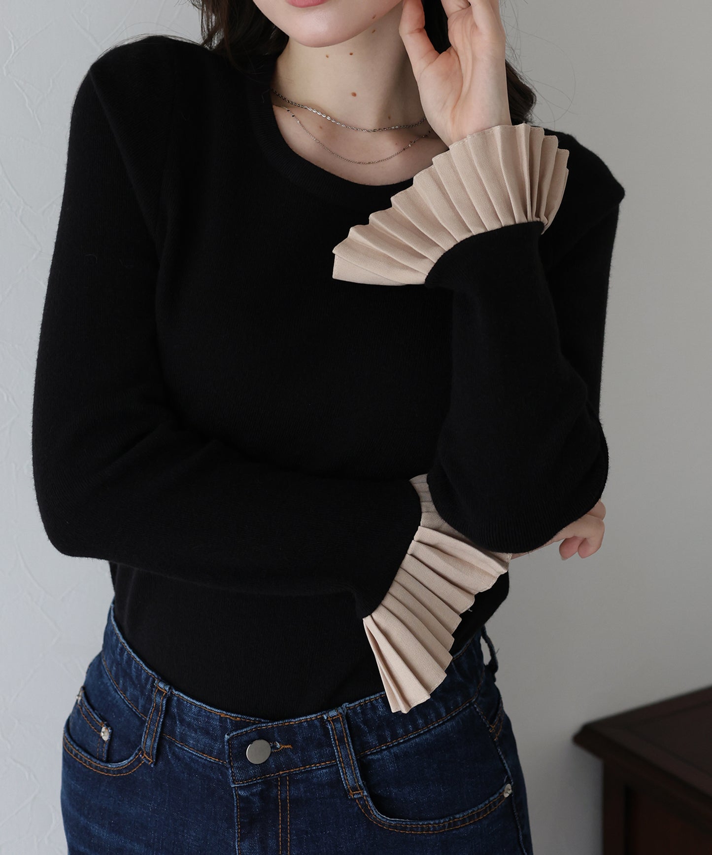 袖口プリーツニット