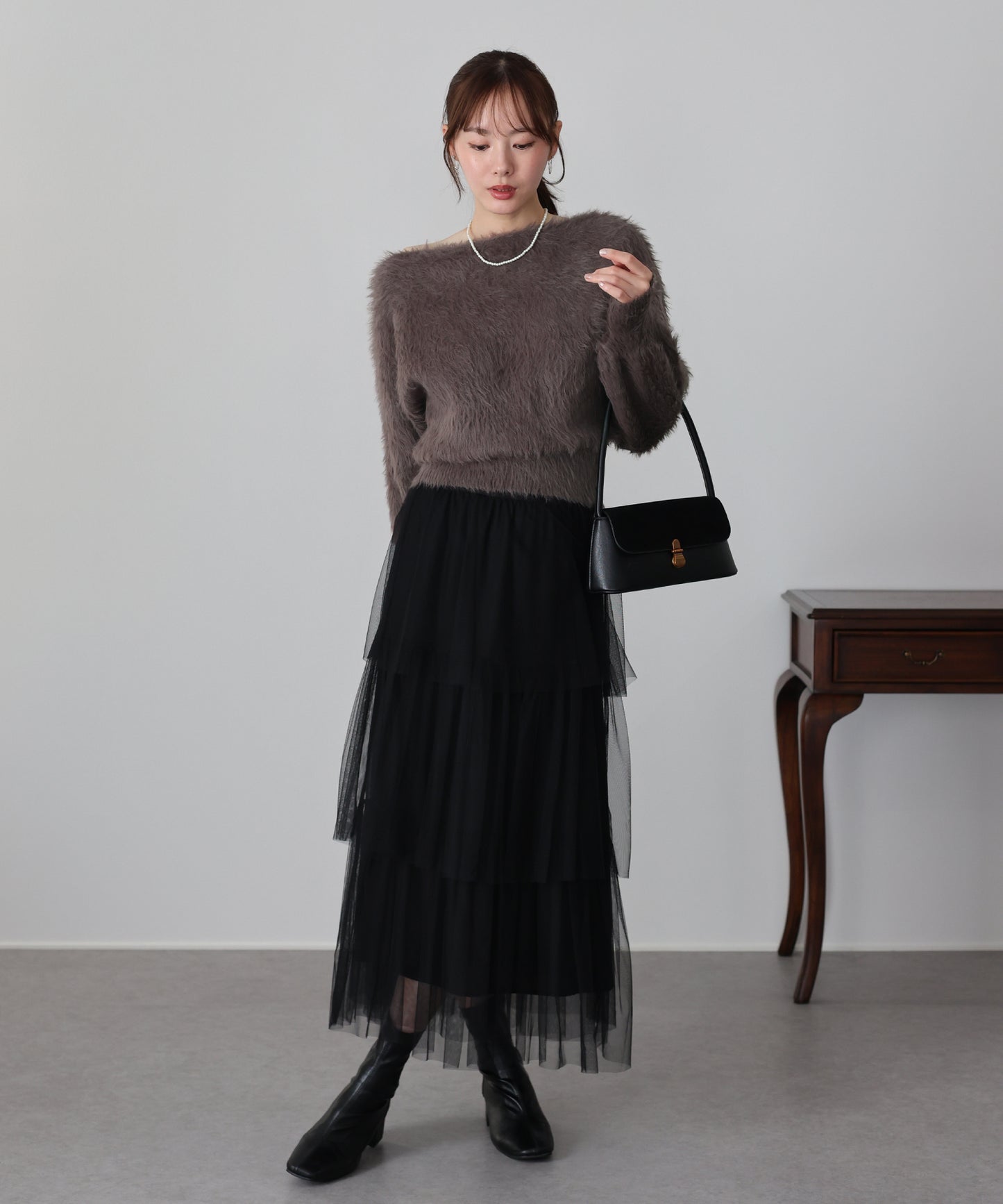 【早割5％OFF】オフショルシャギーニット