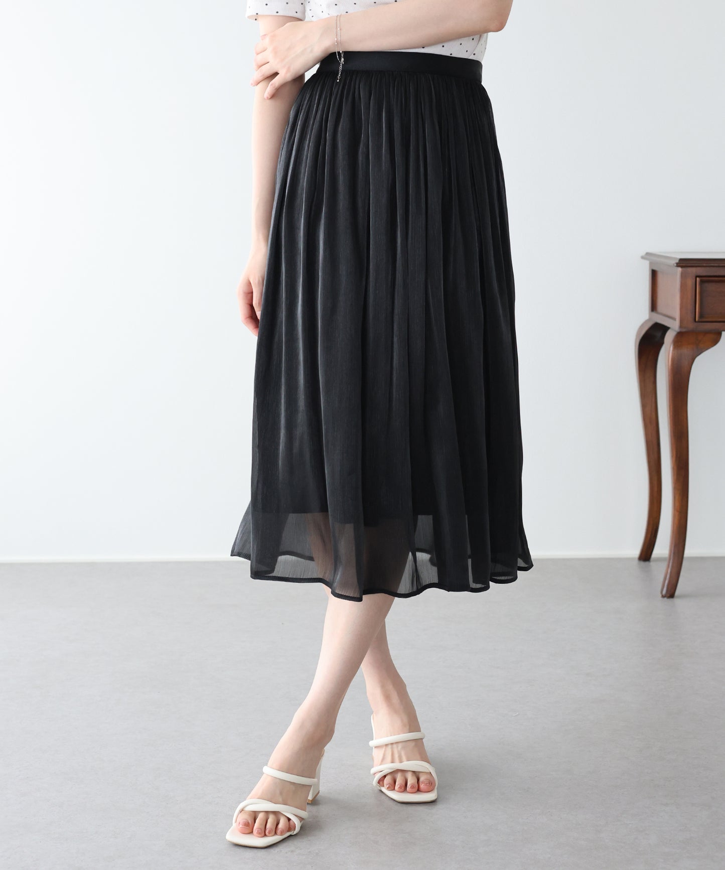 【早割5％OFF】シアーサテンスカート