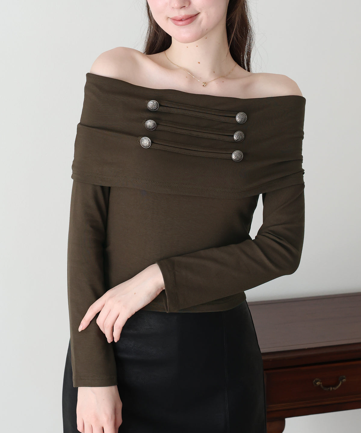 【早割5％OFF】ナポレオンオフショルダーカットソー【メール便】