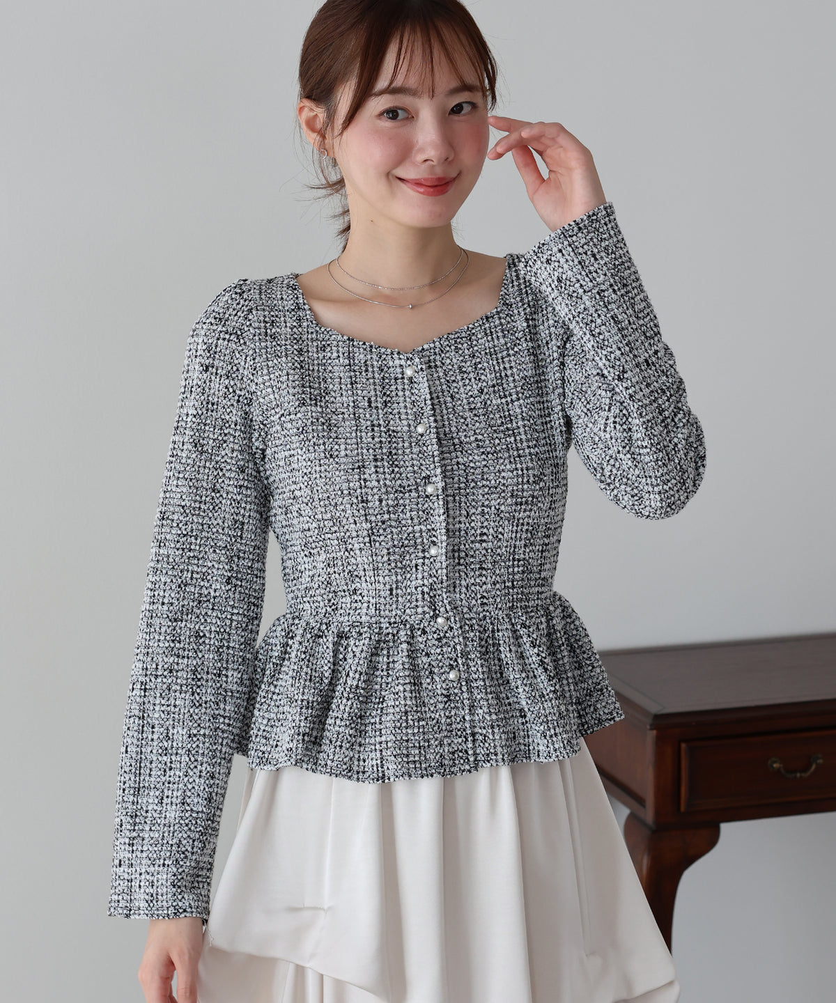 【早割5％OFF】《２サイズ展開》ツイードペプラムトップス