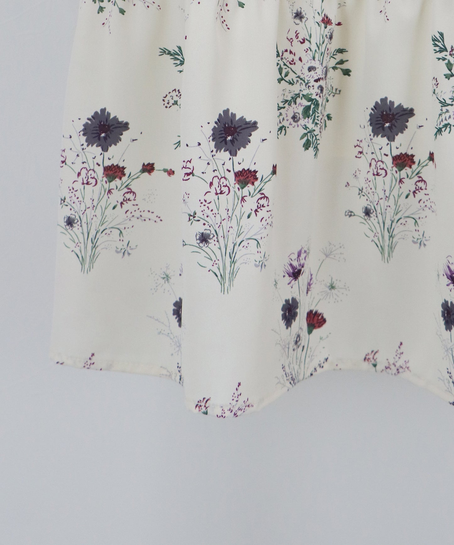 襟付きフリルワンピース