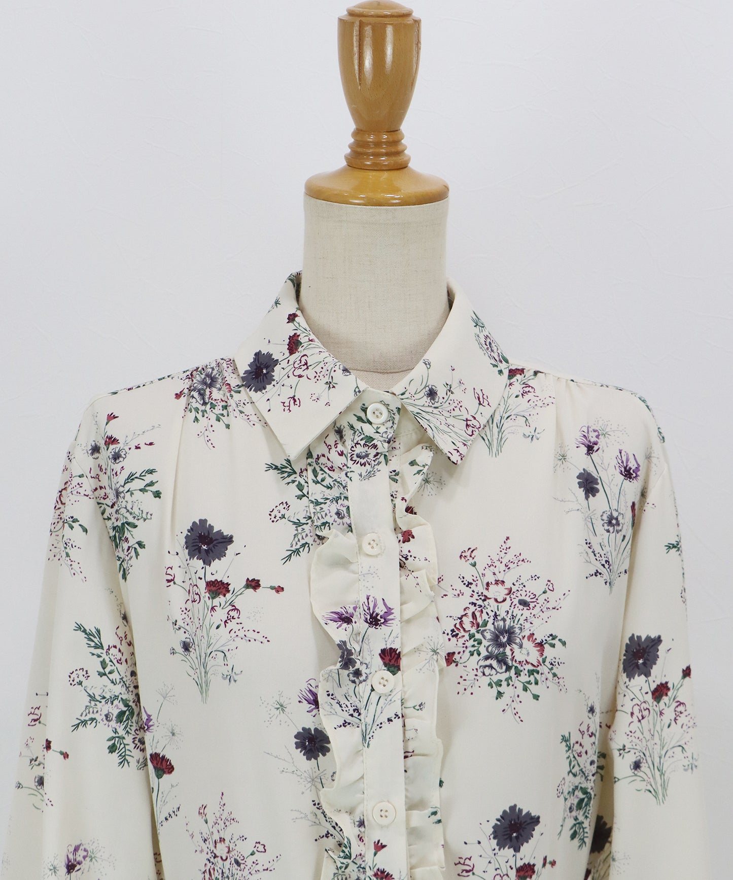 襟付きフリルワンピース