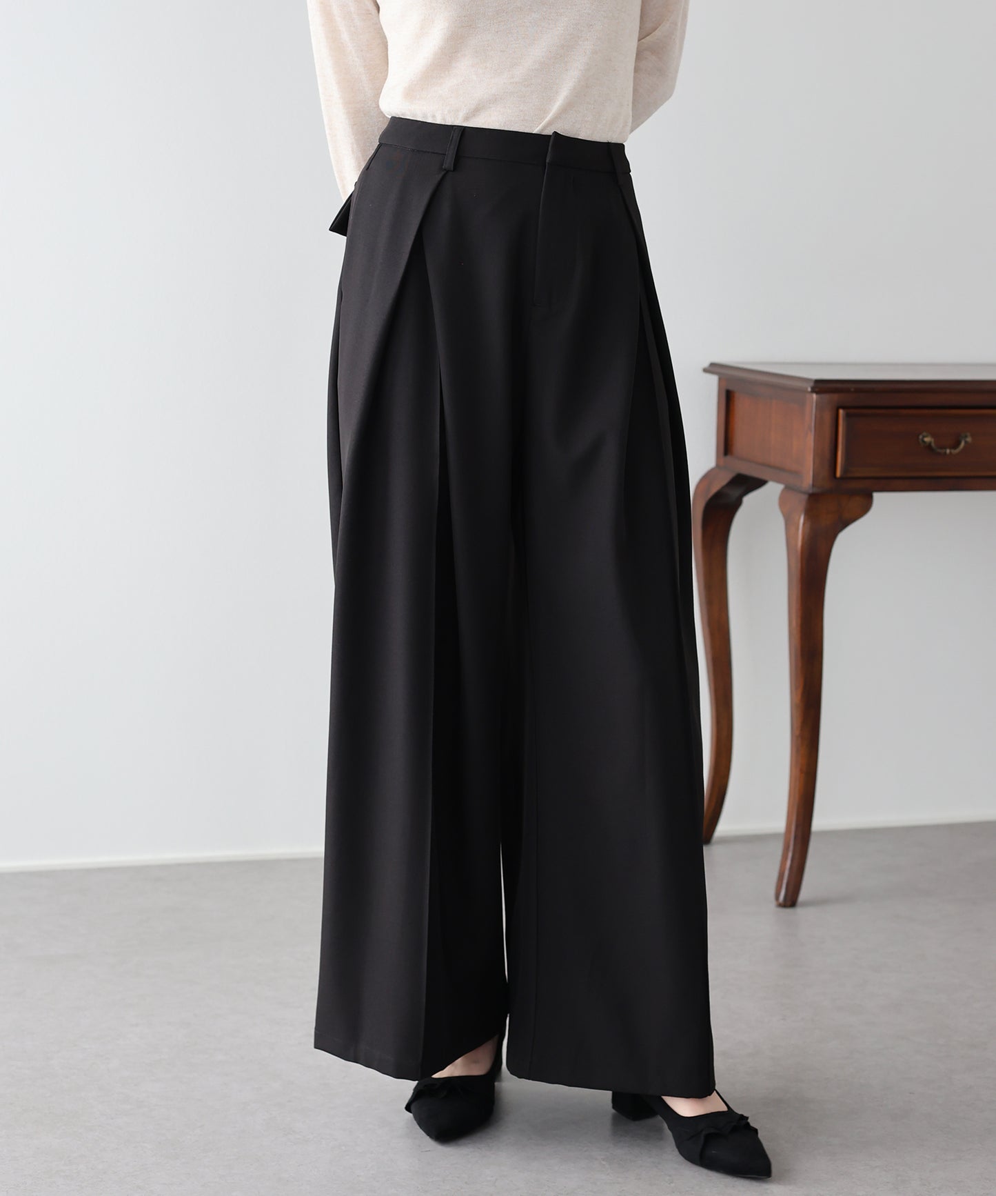 【早割5％OFF】フロントディープタックパンツ