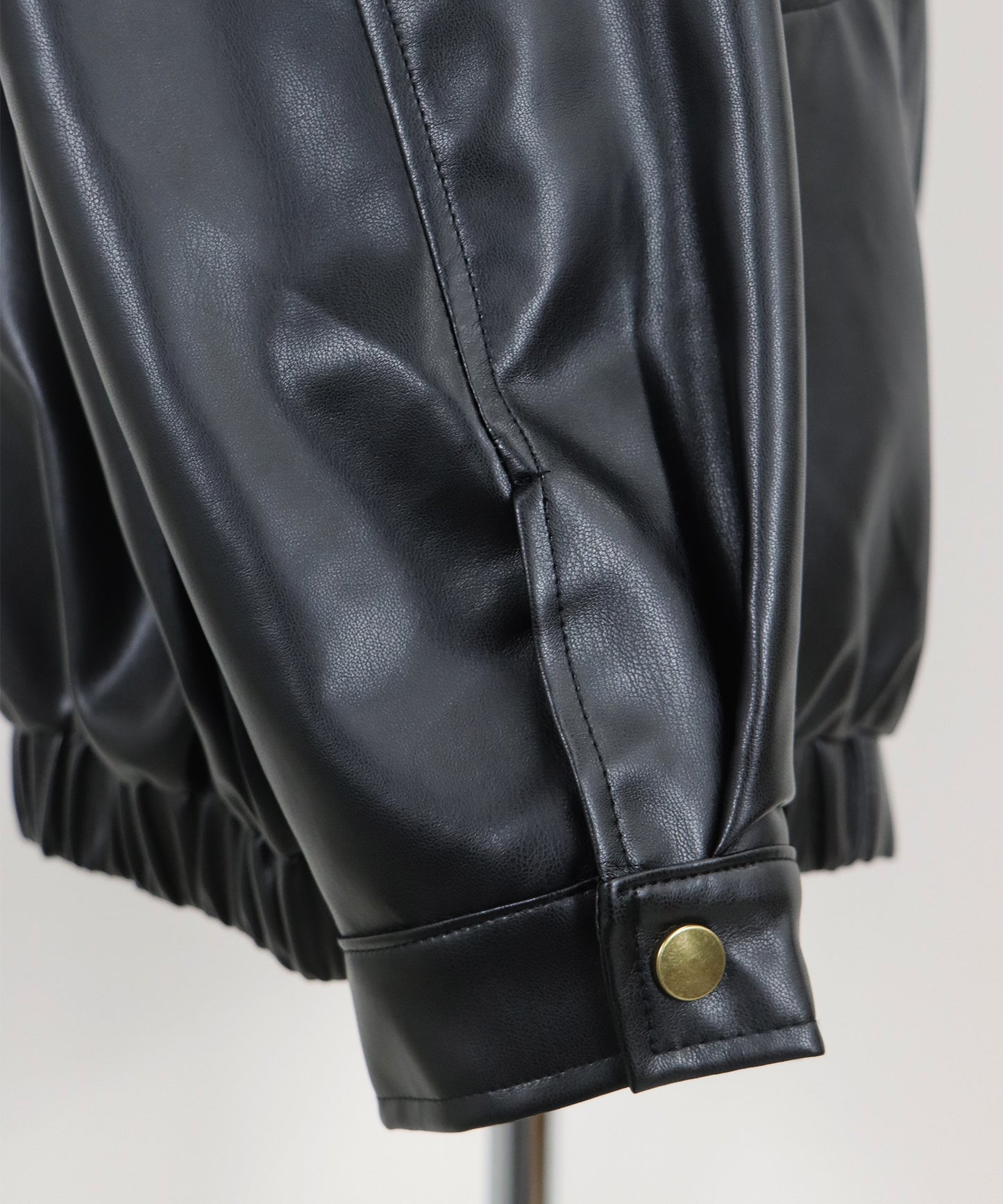 フェイクレザージャケット