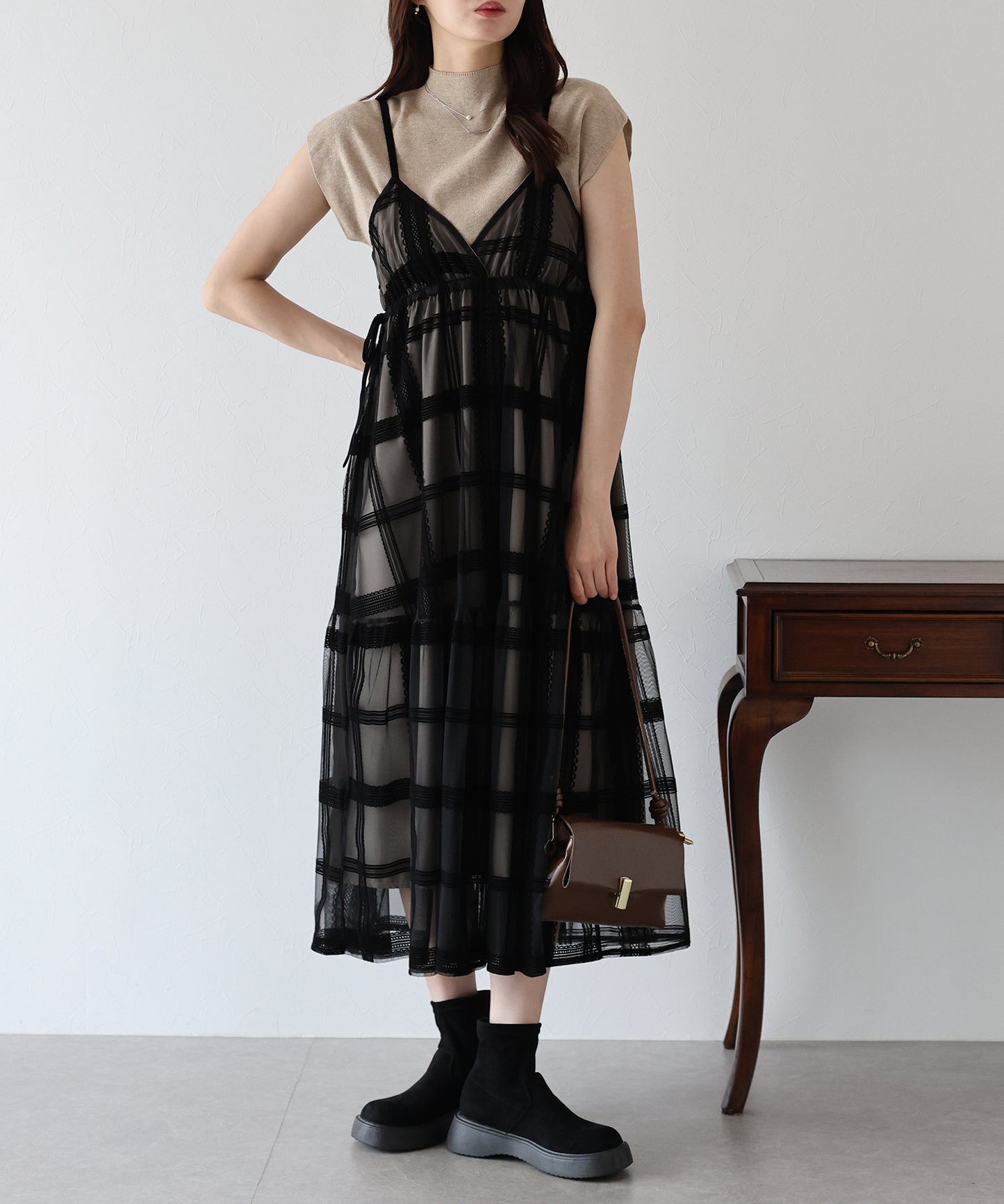 【早割5％OFF】フロッキーチェックキャミワンピース