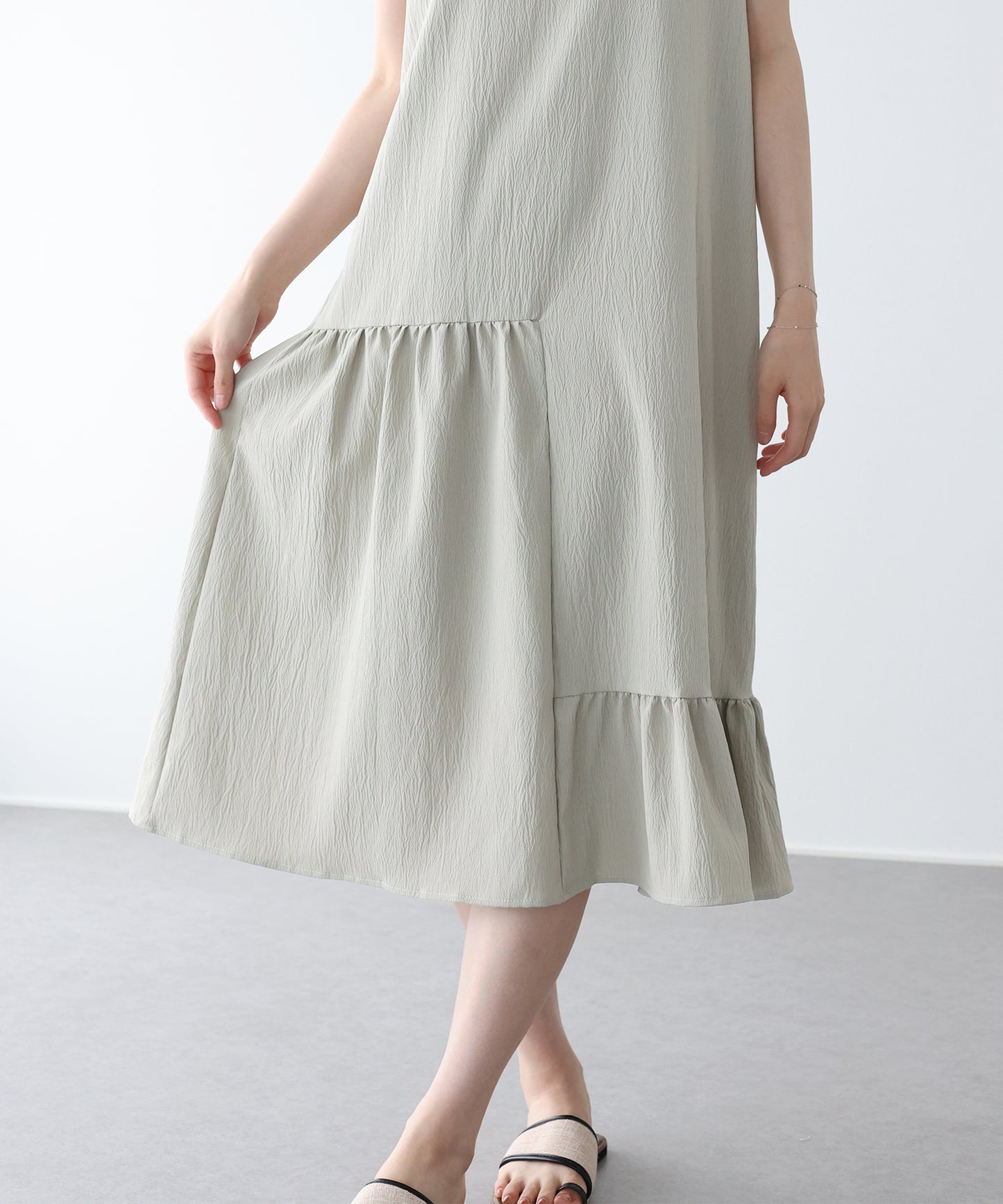 【早割5％OFF】アシンメトリーティアードワンピース