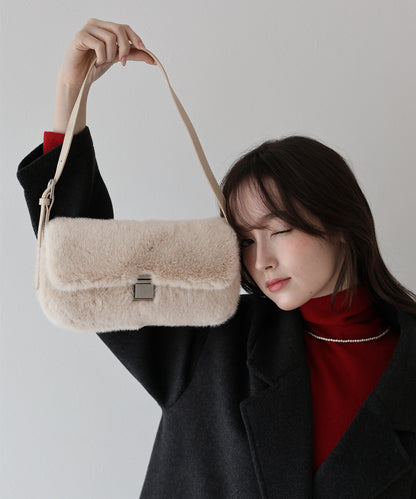 ファースクエアバッグ