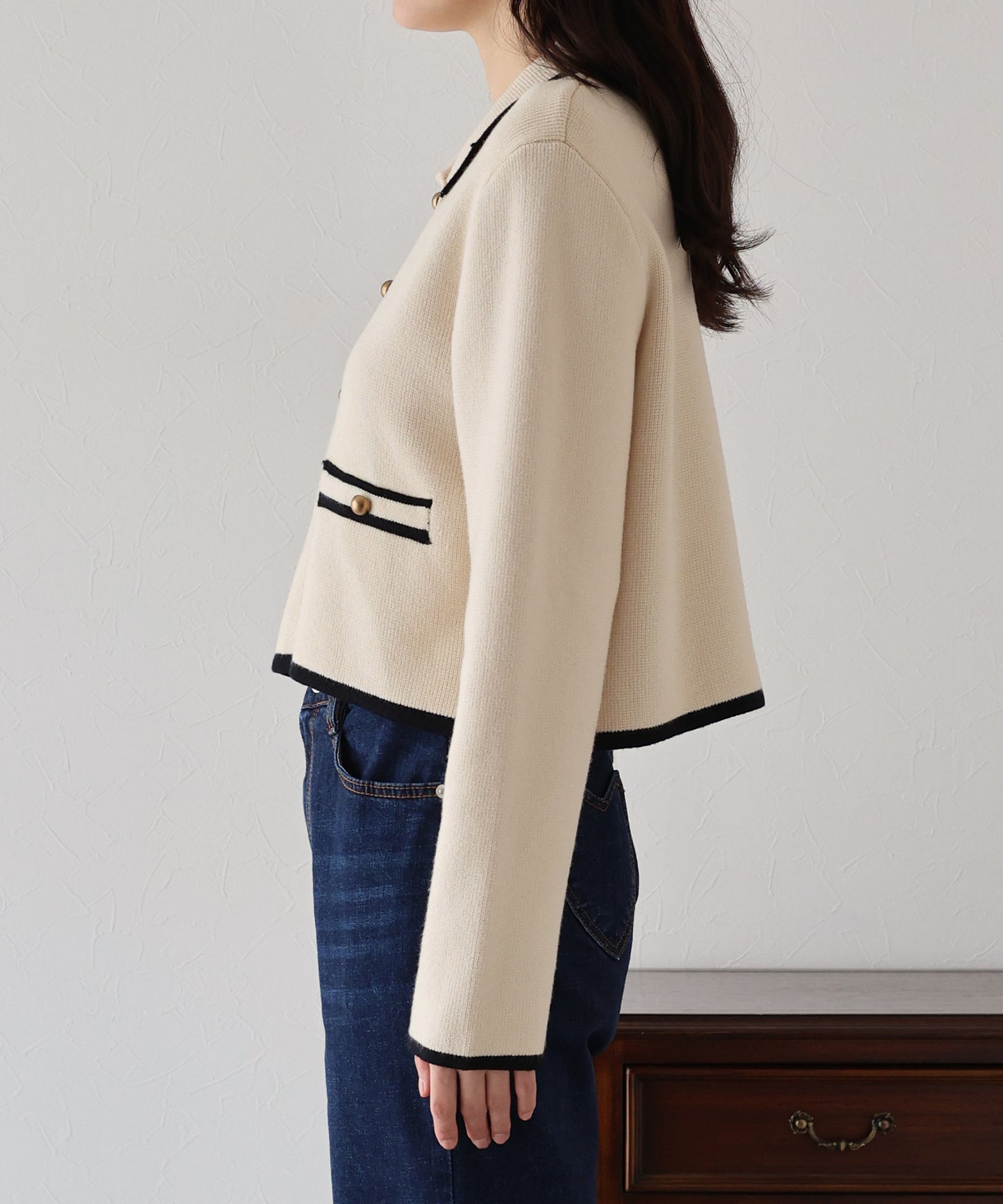 襟付きニットジャケット