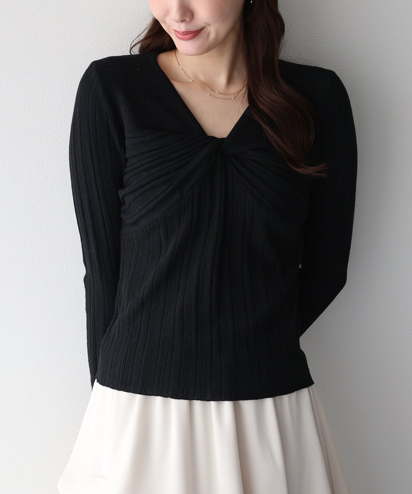 【早割5％OFF】ツイストデザインニット