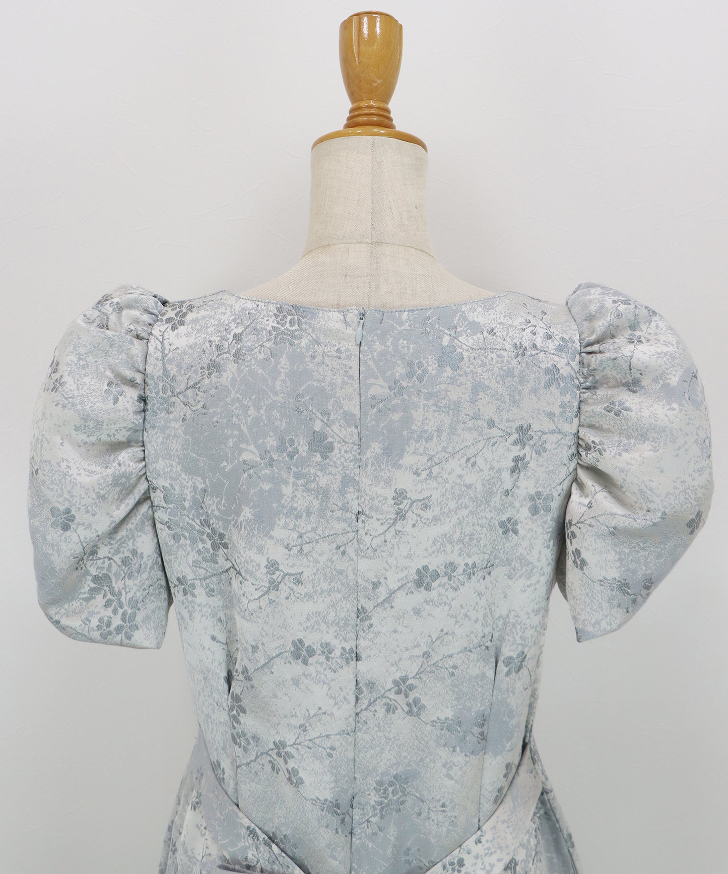 フラワー刺繍ハートネックベロアワンピース