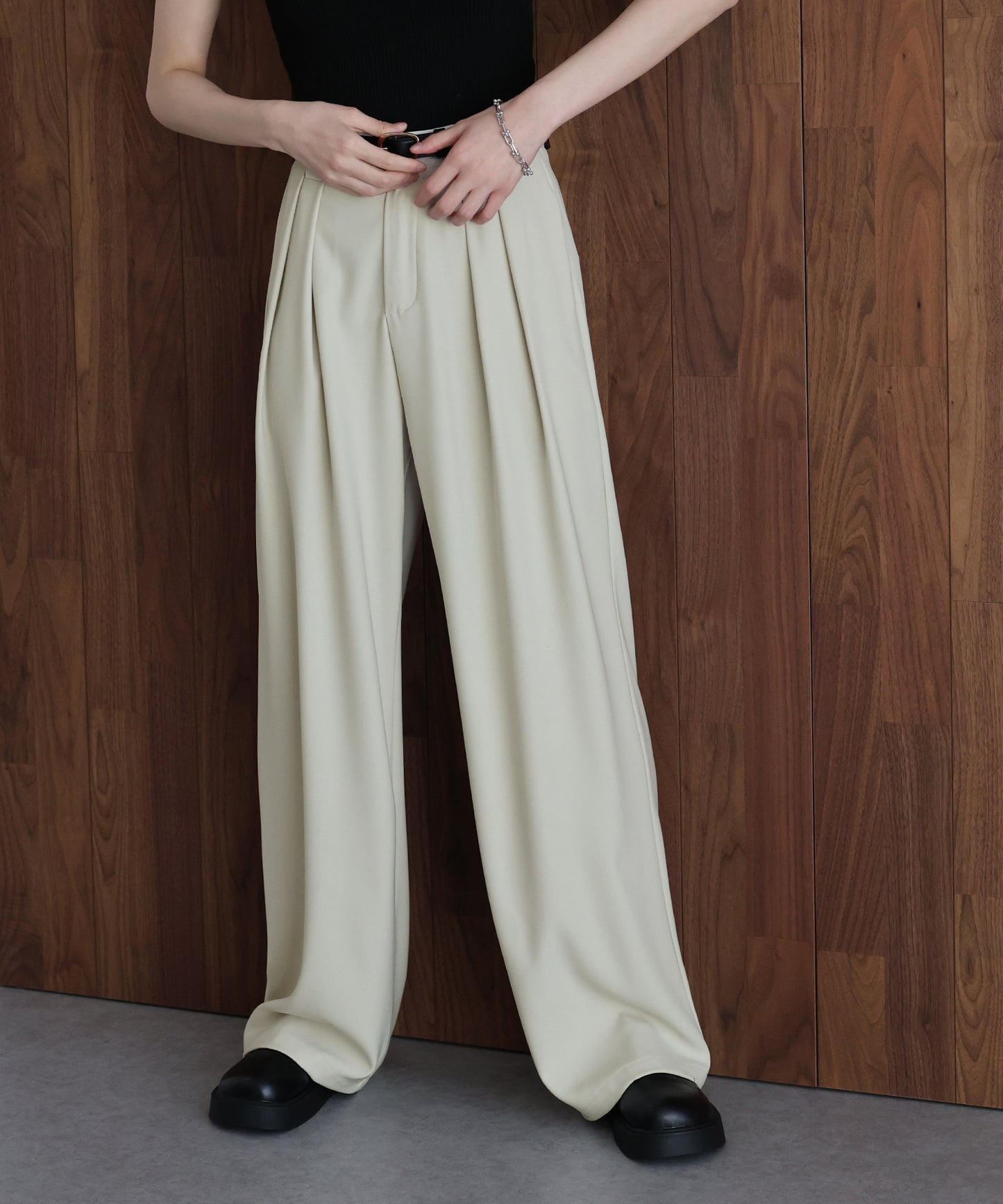 【早割5％OFF】ダブルタックスラックス