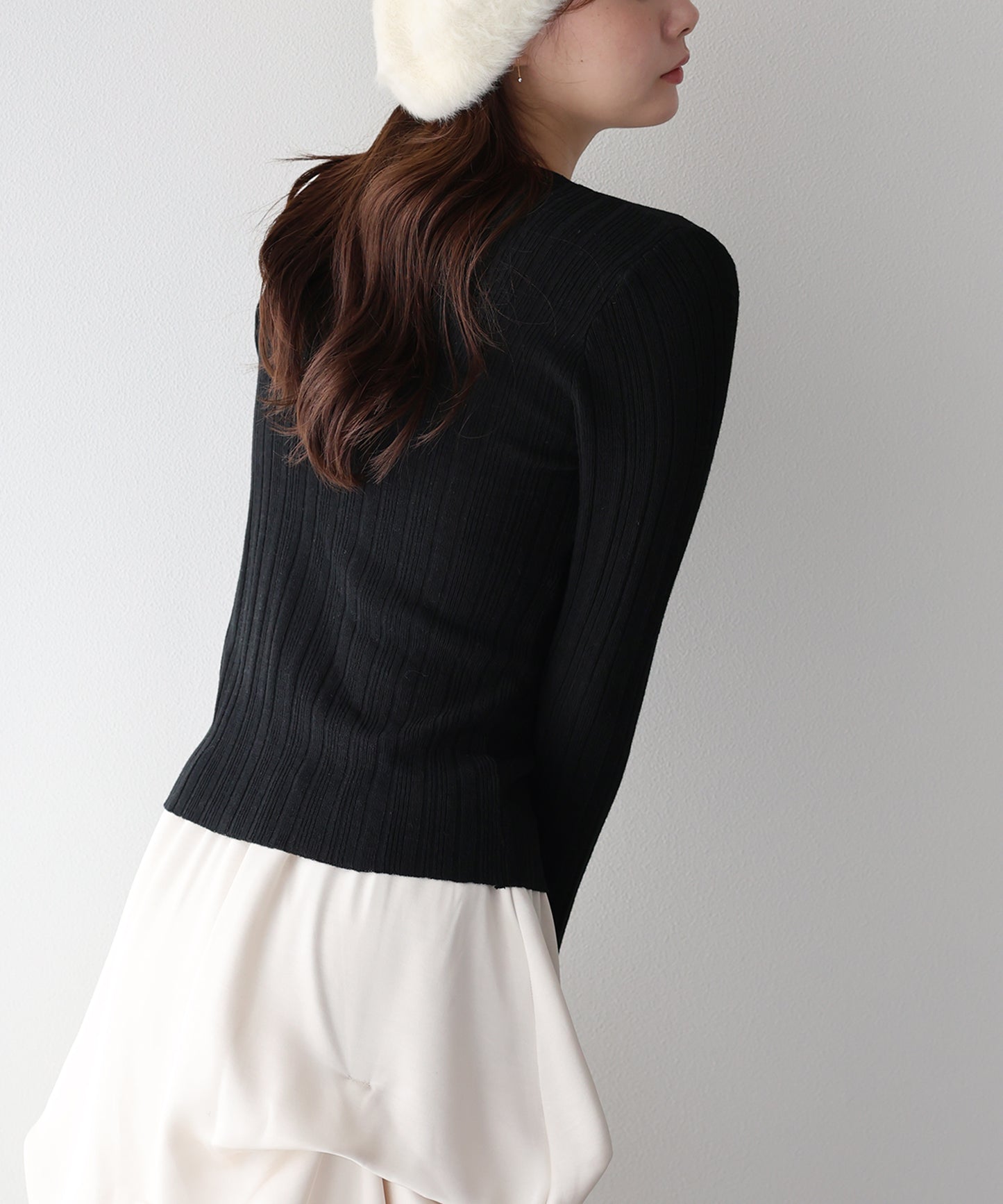 【早割5％OFF】ツイストデザインニット