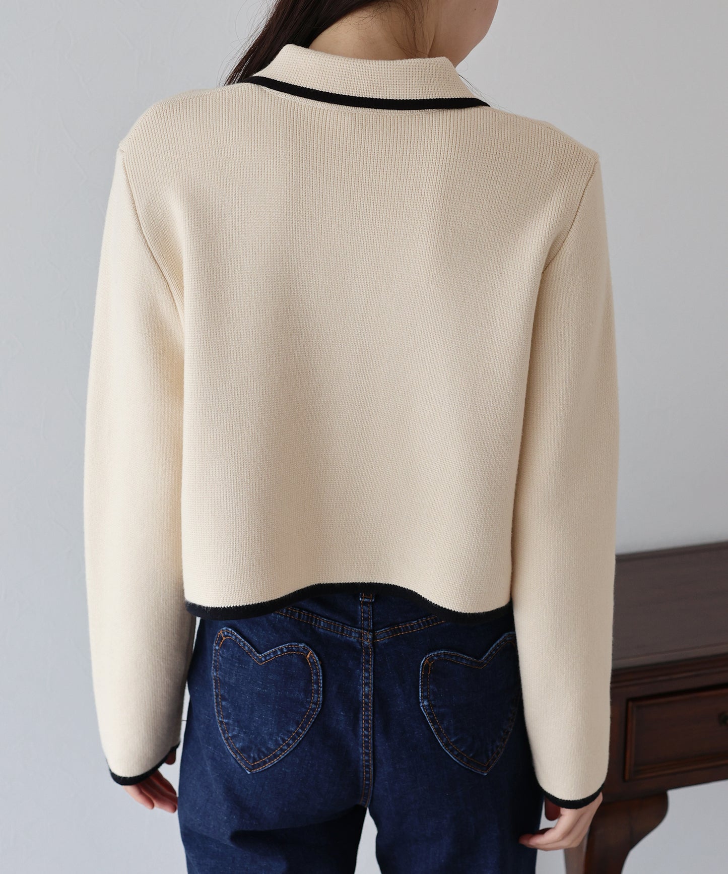 襟付きニットジャケット