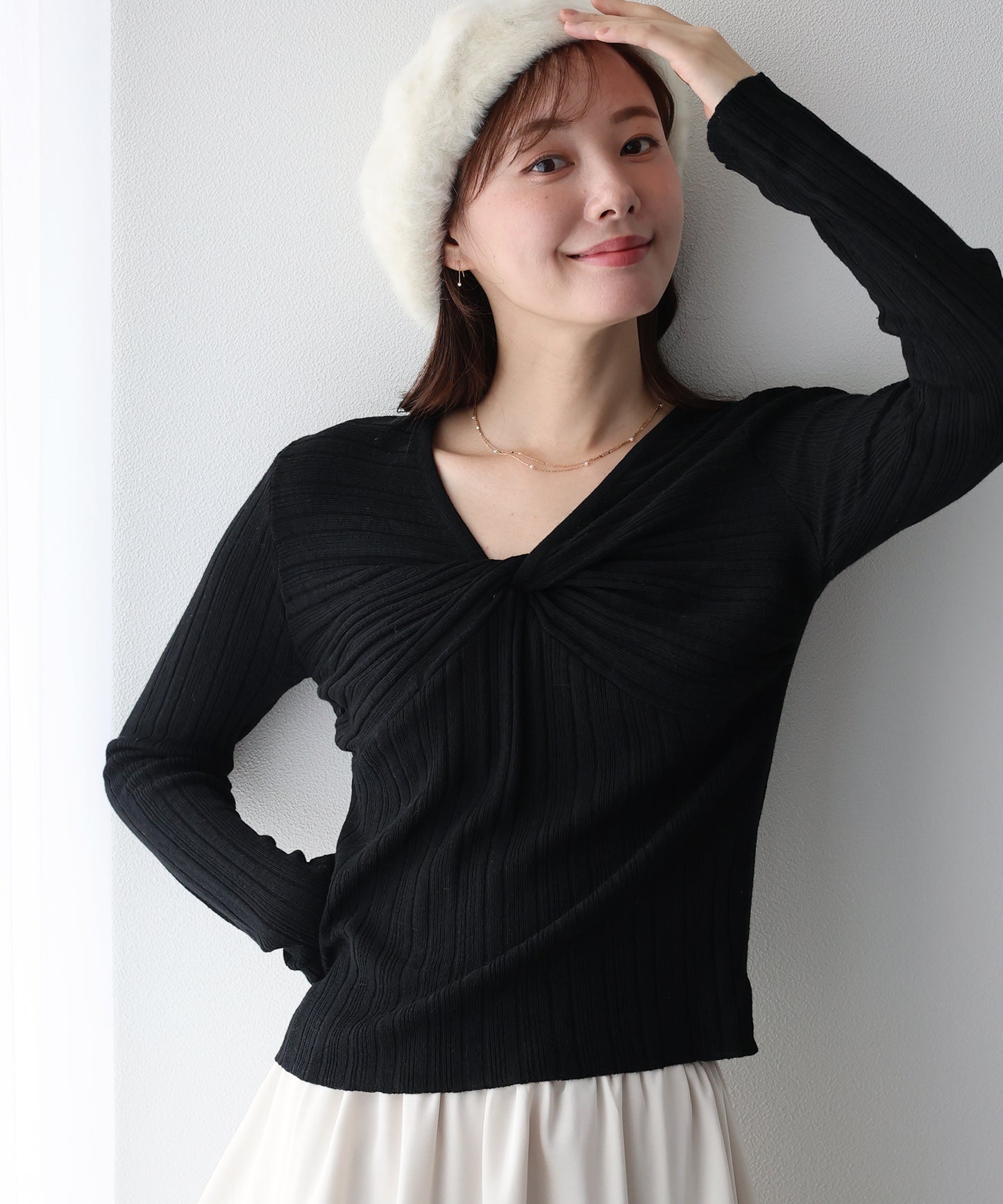 【早割5％OFF】ツイストデザインニット