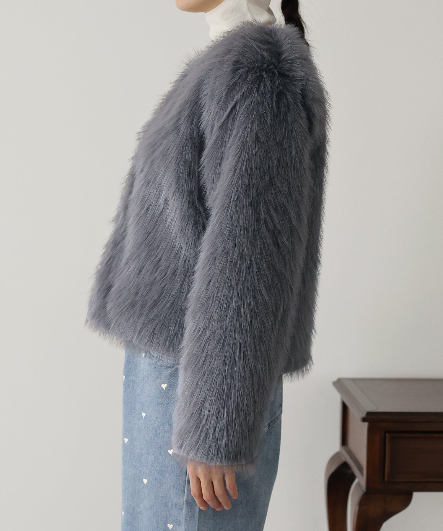 ボリュームファーコート – BLUE ONLINE