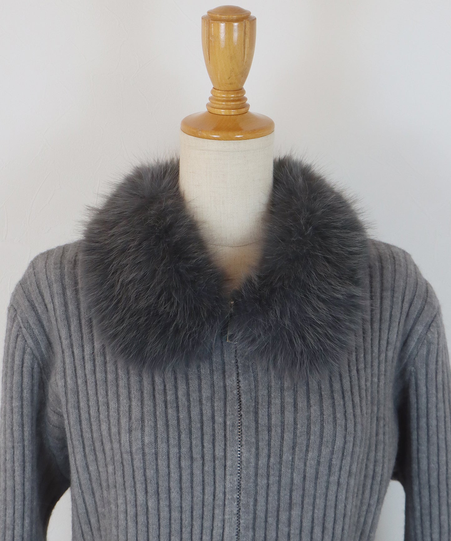 【早割5％OFF】ファー襟ダブルジップニット