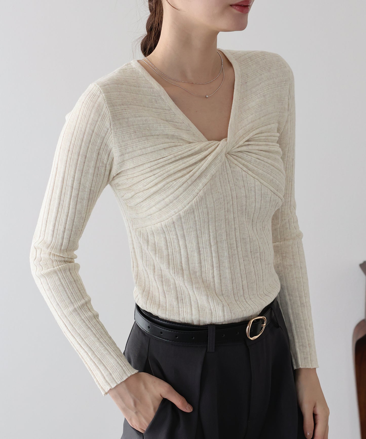 【早割5％OFF】ツイストデザインニット