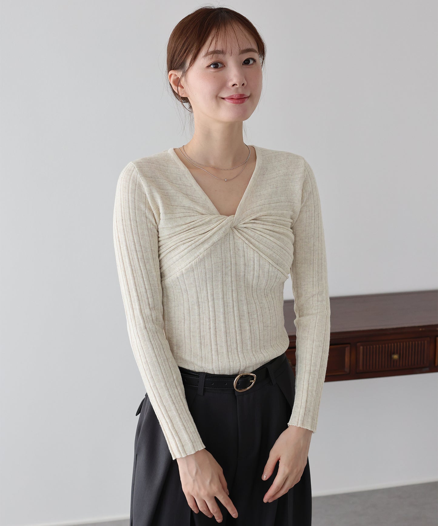 【早割5％OFF】ツイストデザインニット