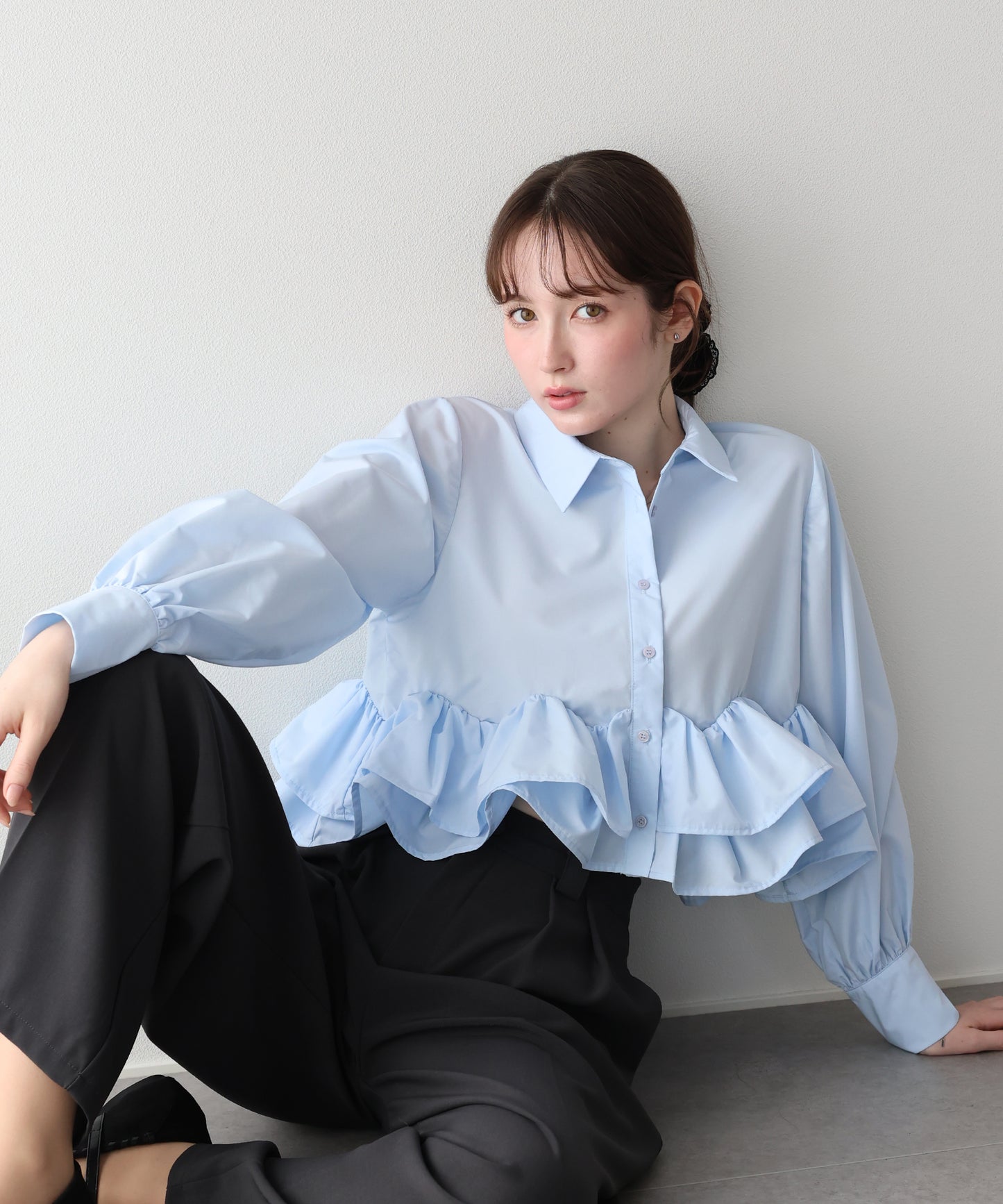 【早割5％OFF】フリルヘムロングスリーブブラウス【メール便】