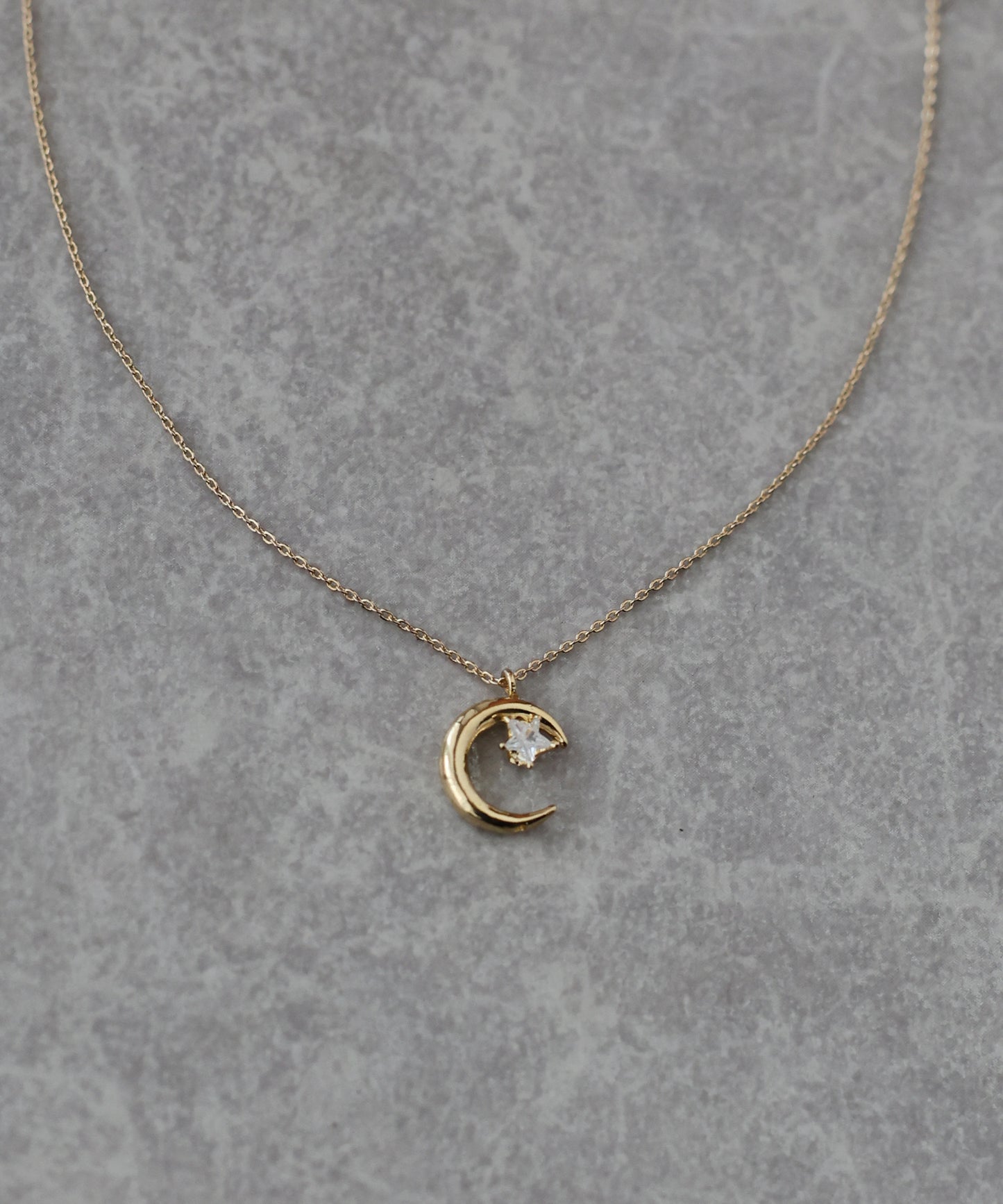 【早割5％OFF】ムーンスターネックレス【ネコポス】