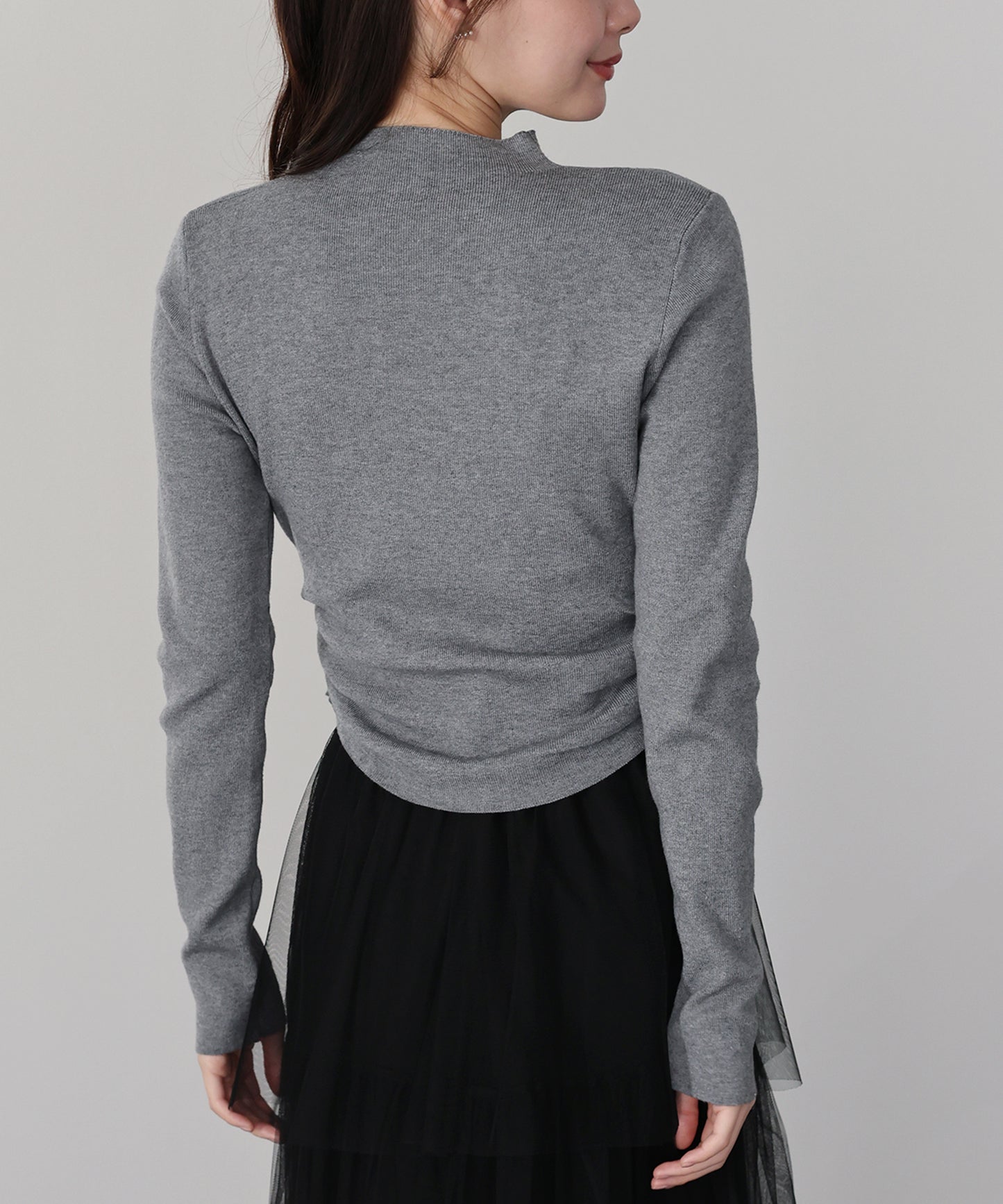 【早割5％OFF】サイドタックハイネックニット