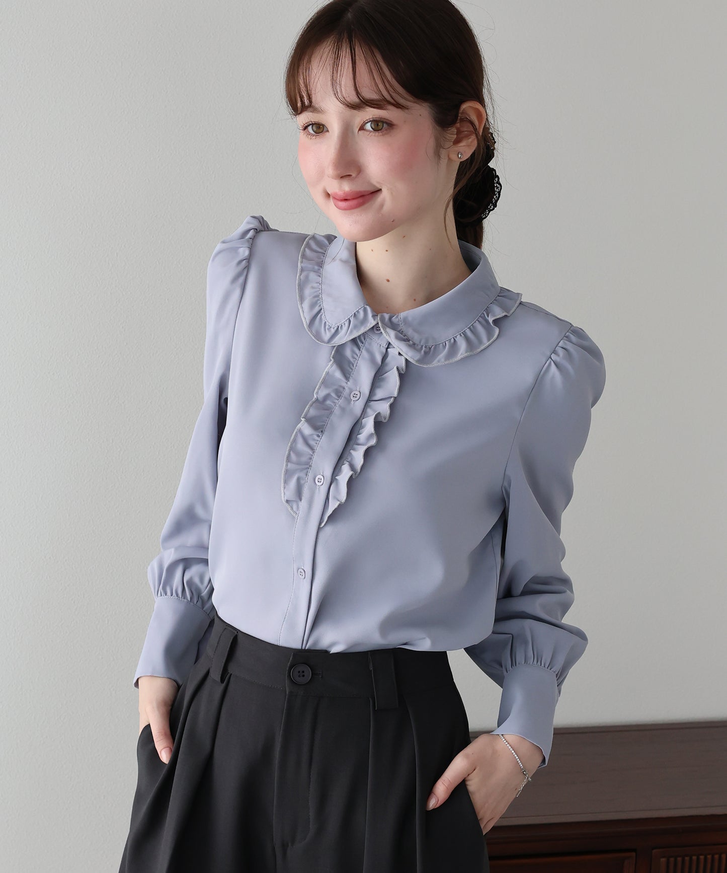 【早割5％OFF】フロントフリルブラウス【メール便】