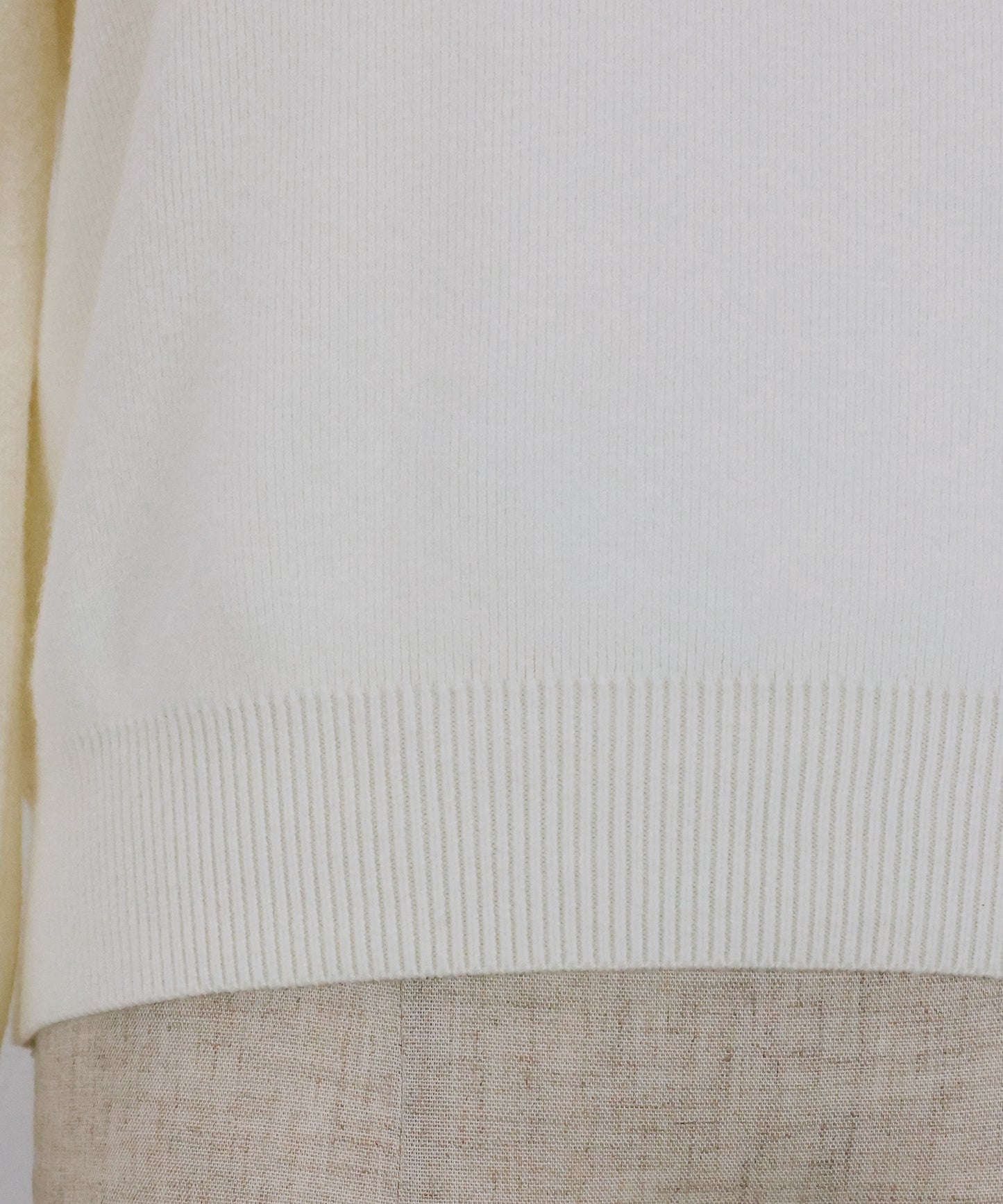 レースパールボタンニット