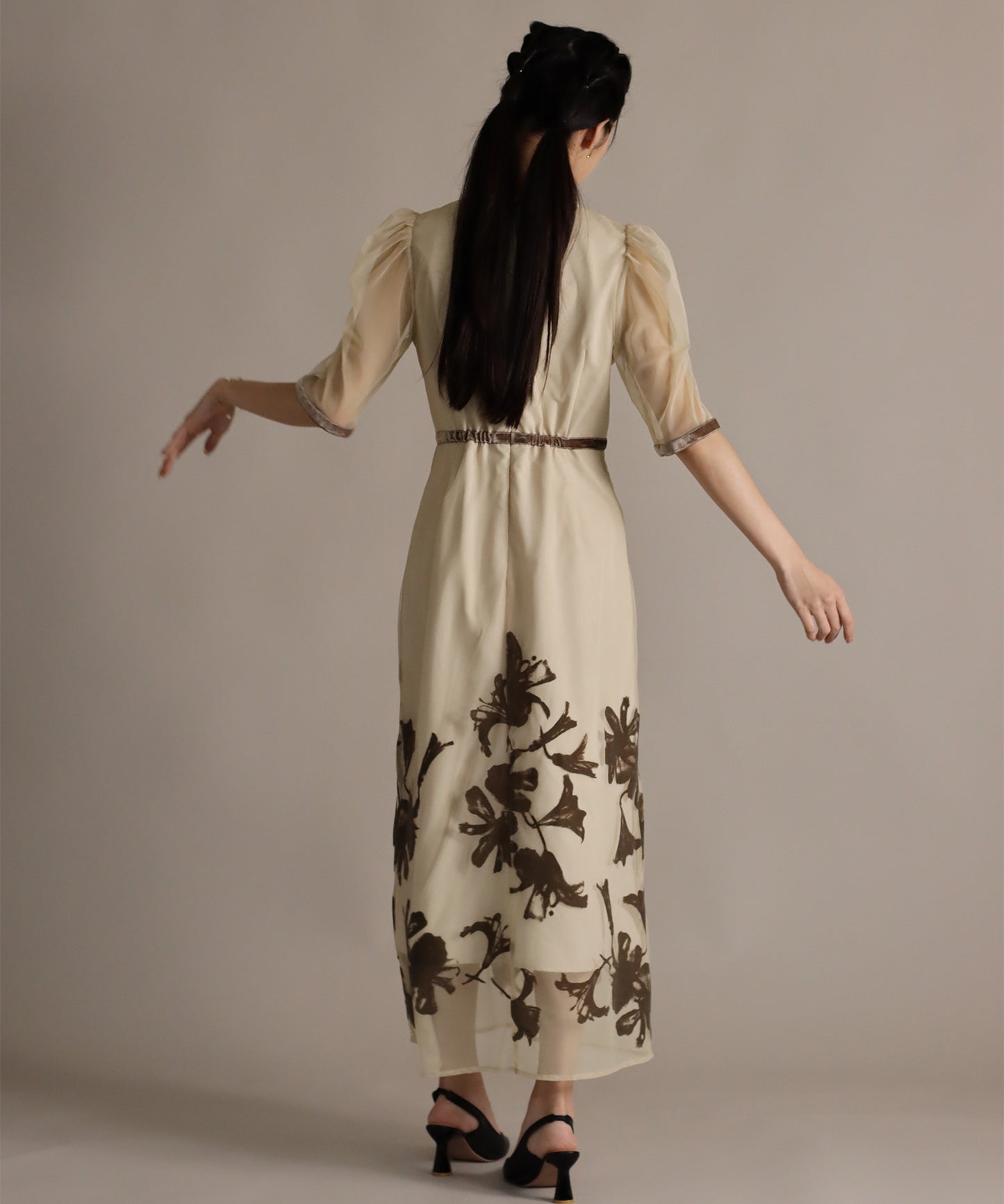 KYOTOフロッキーフラワータイトドレス