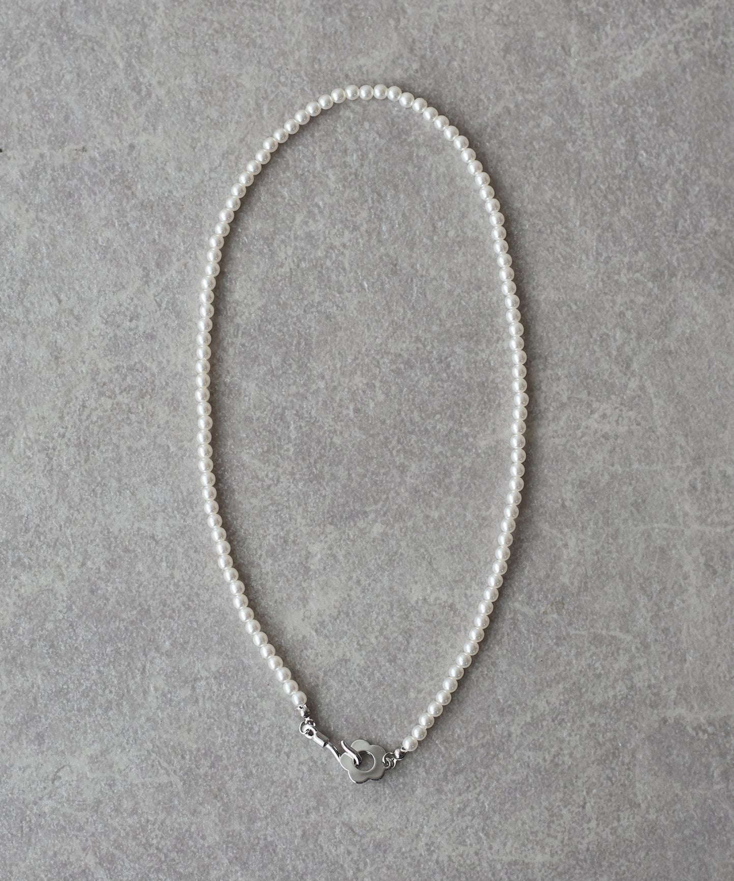 フラワーモチーフパールネックレス【ネコポス】