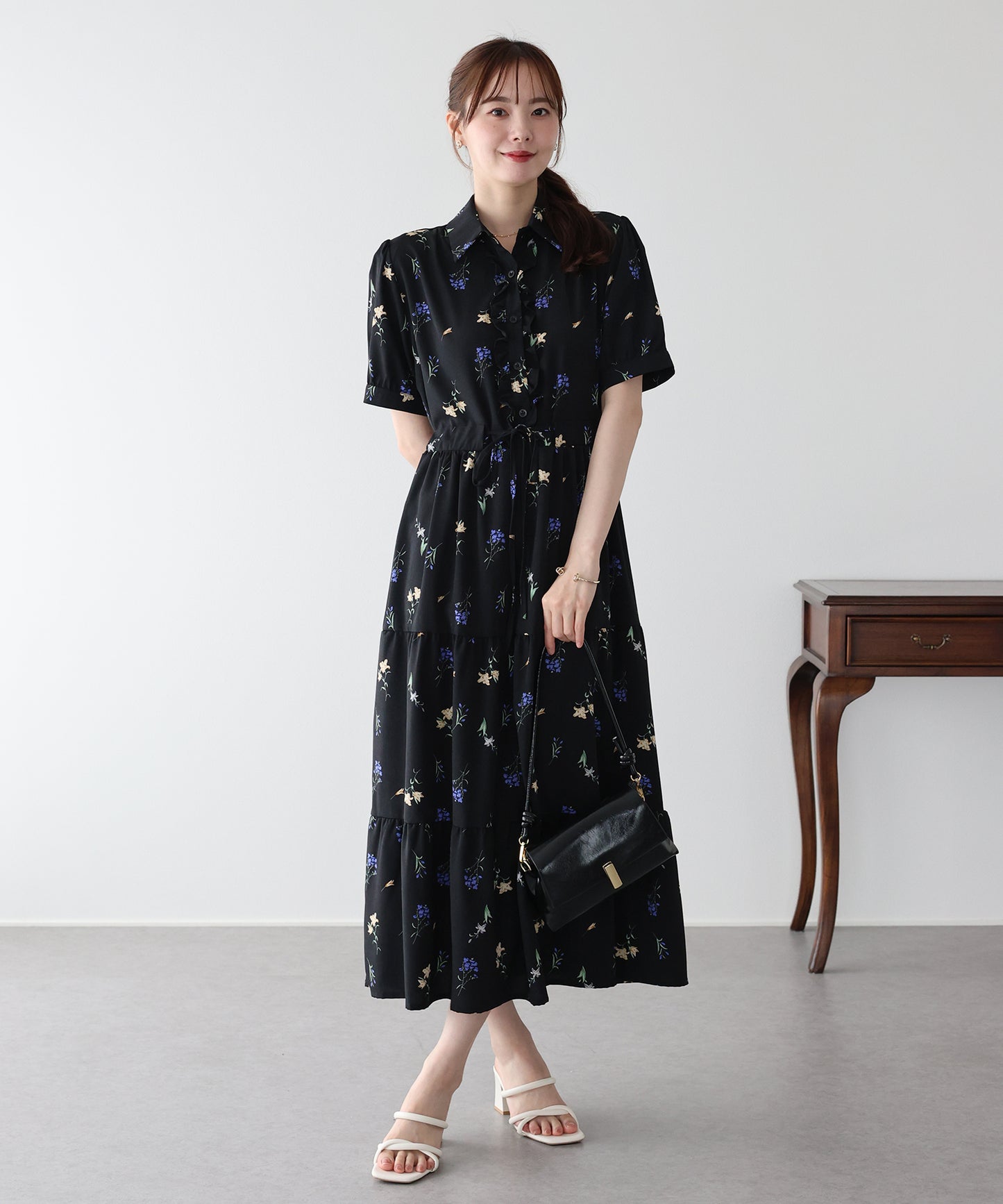 【早割5％OFF】フロントフリルワンピース