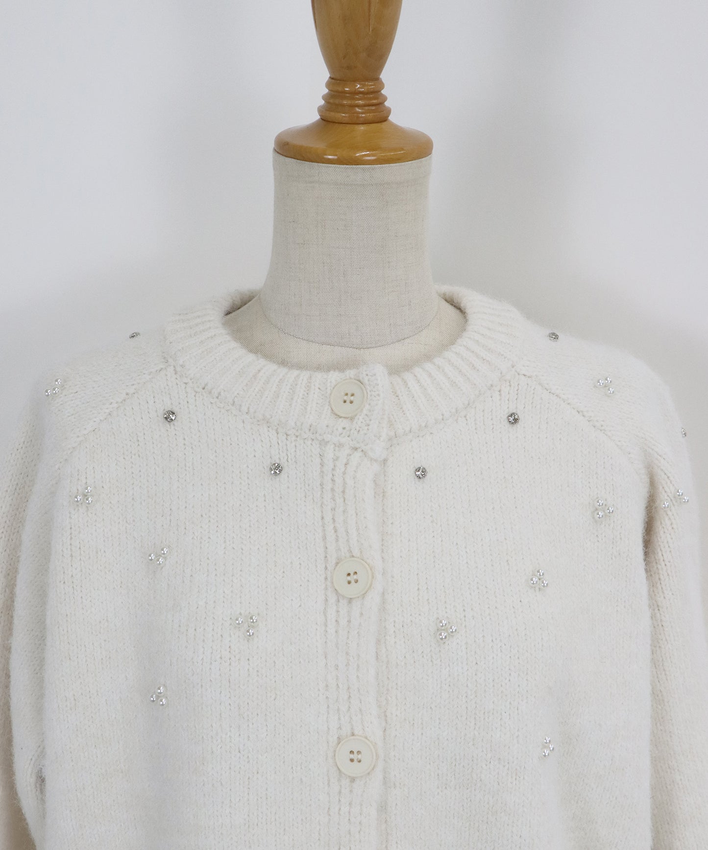 パールビジューニットカーディガン