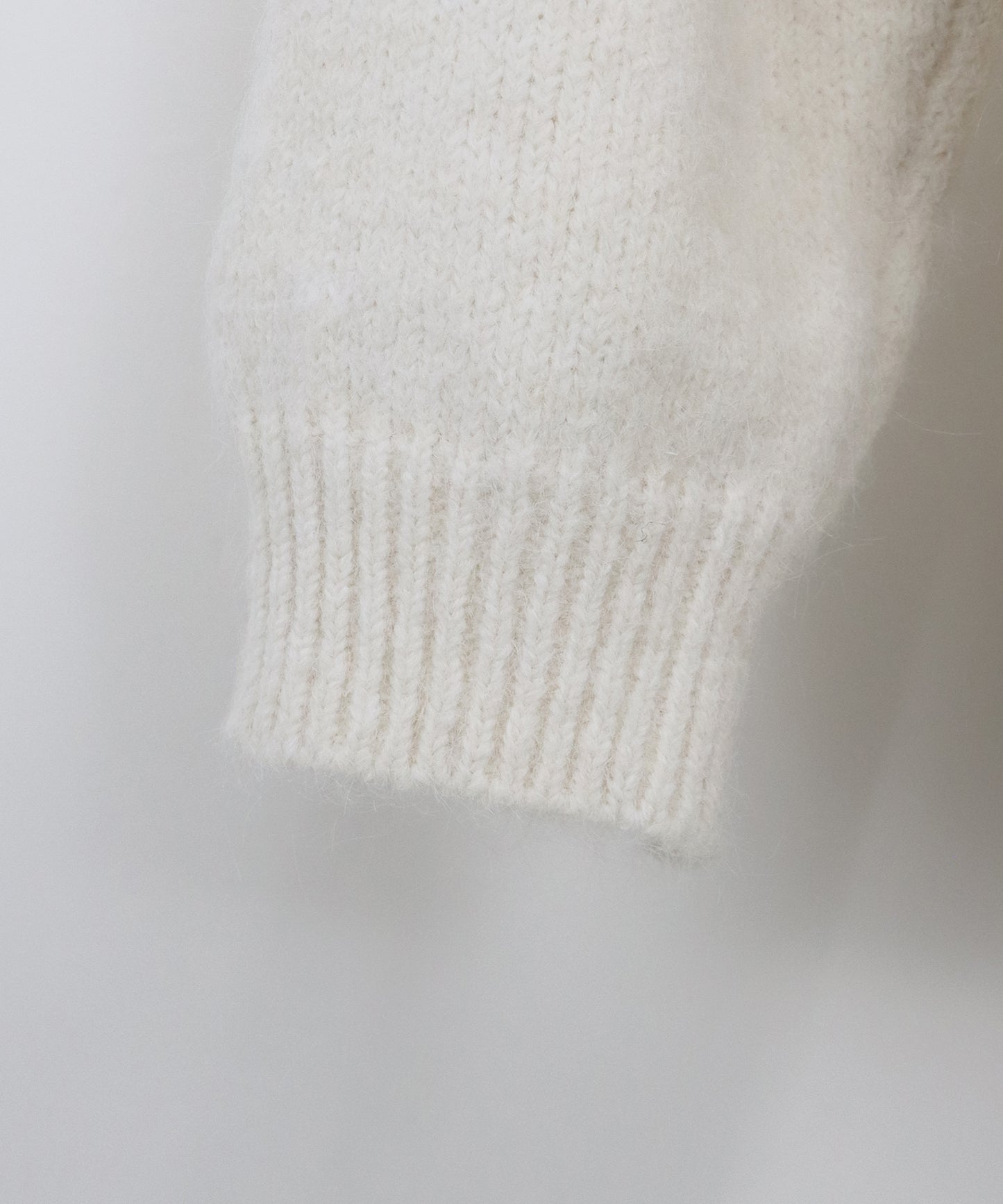 パールビジューニットカーディガン