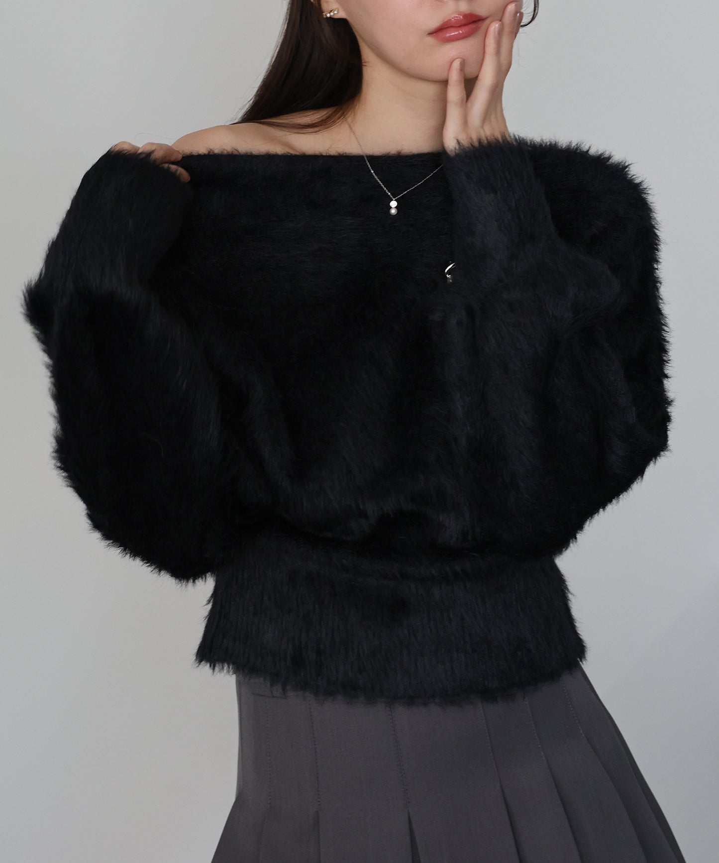 【早割5％OFF】オフショルシャギーニット