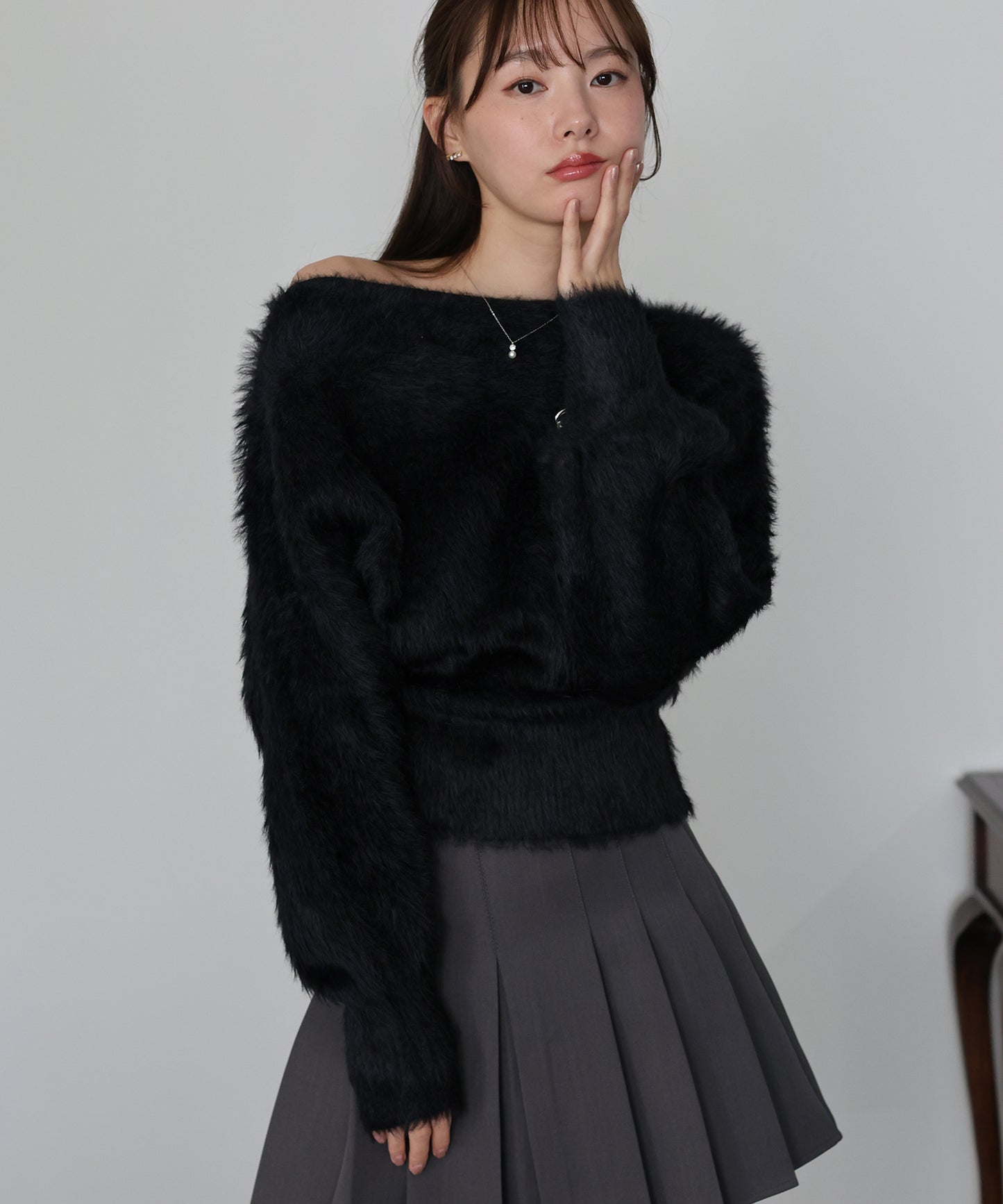 【早割5％OFF】オフショルシャギーニット