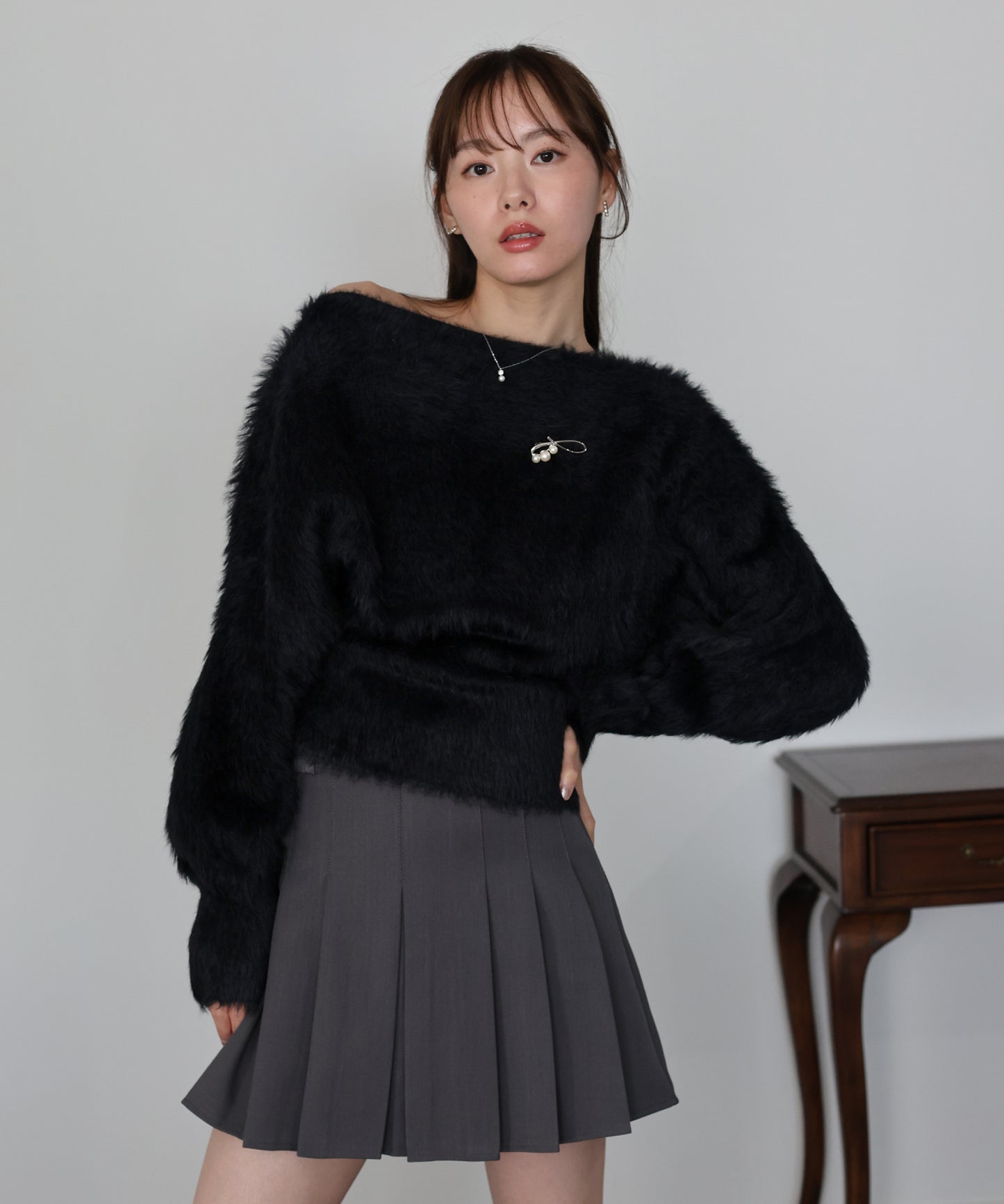 【早割5％OFF】オフショルシャギーニット