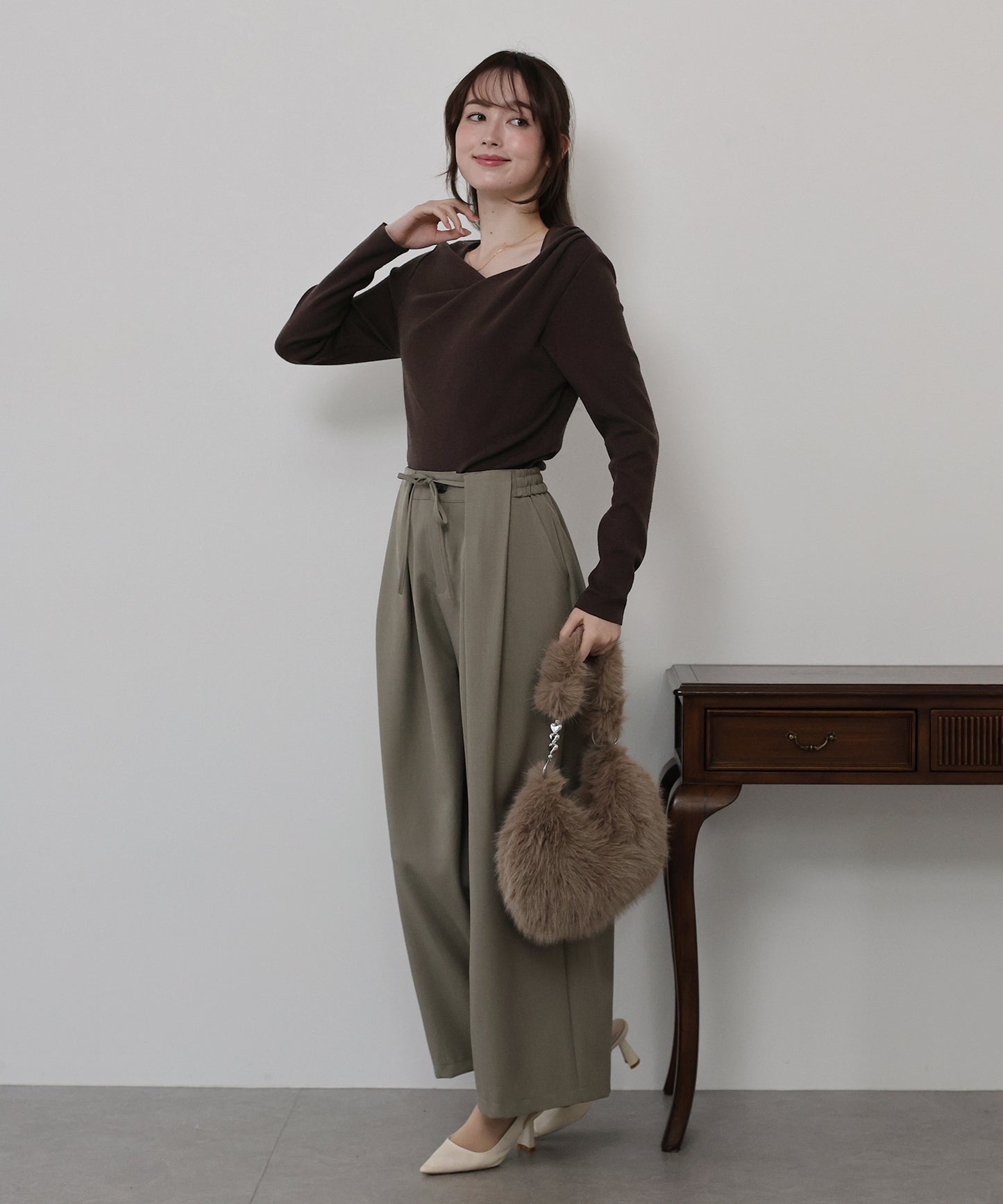 ドレープネックニット【ネコポス】