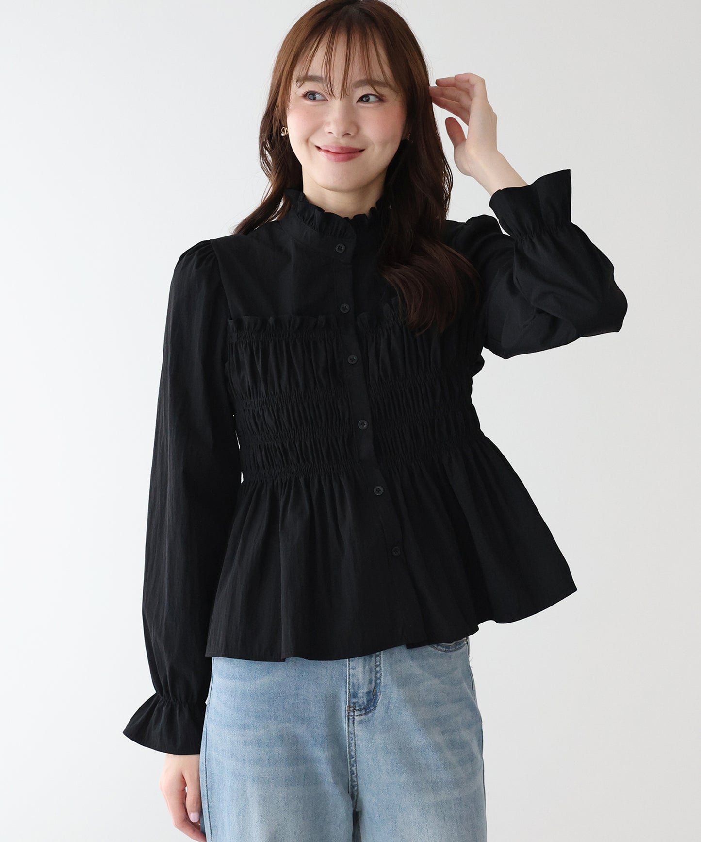 フリルネックシャーリングブラウス【ネコポス】