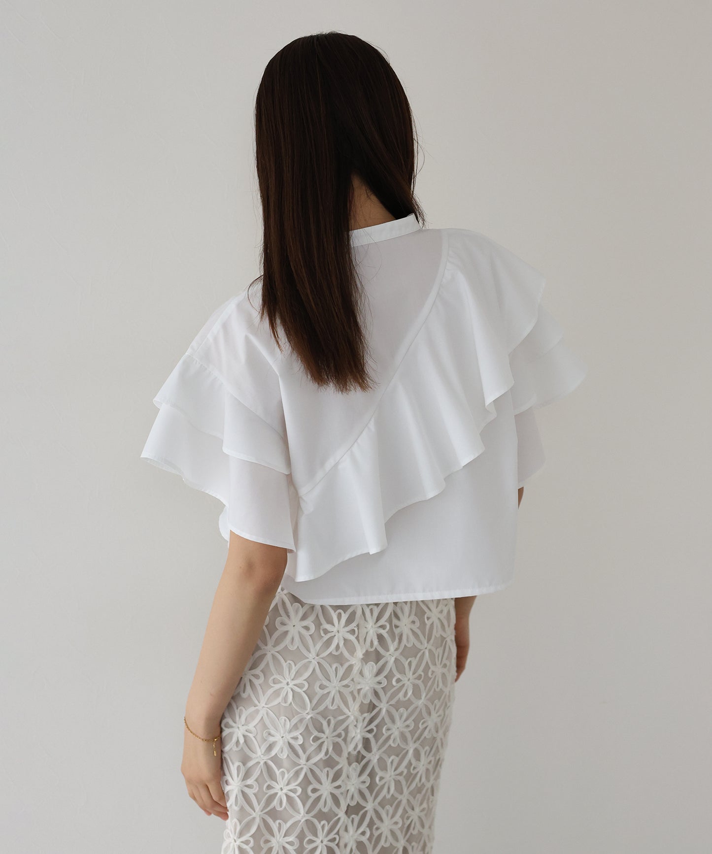 【新商品限定5％OFF（木）】[J by blue] 半袖フリルシャツ