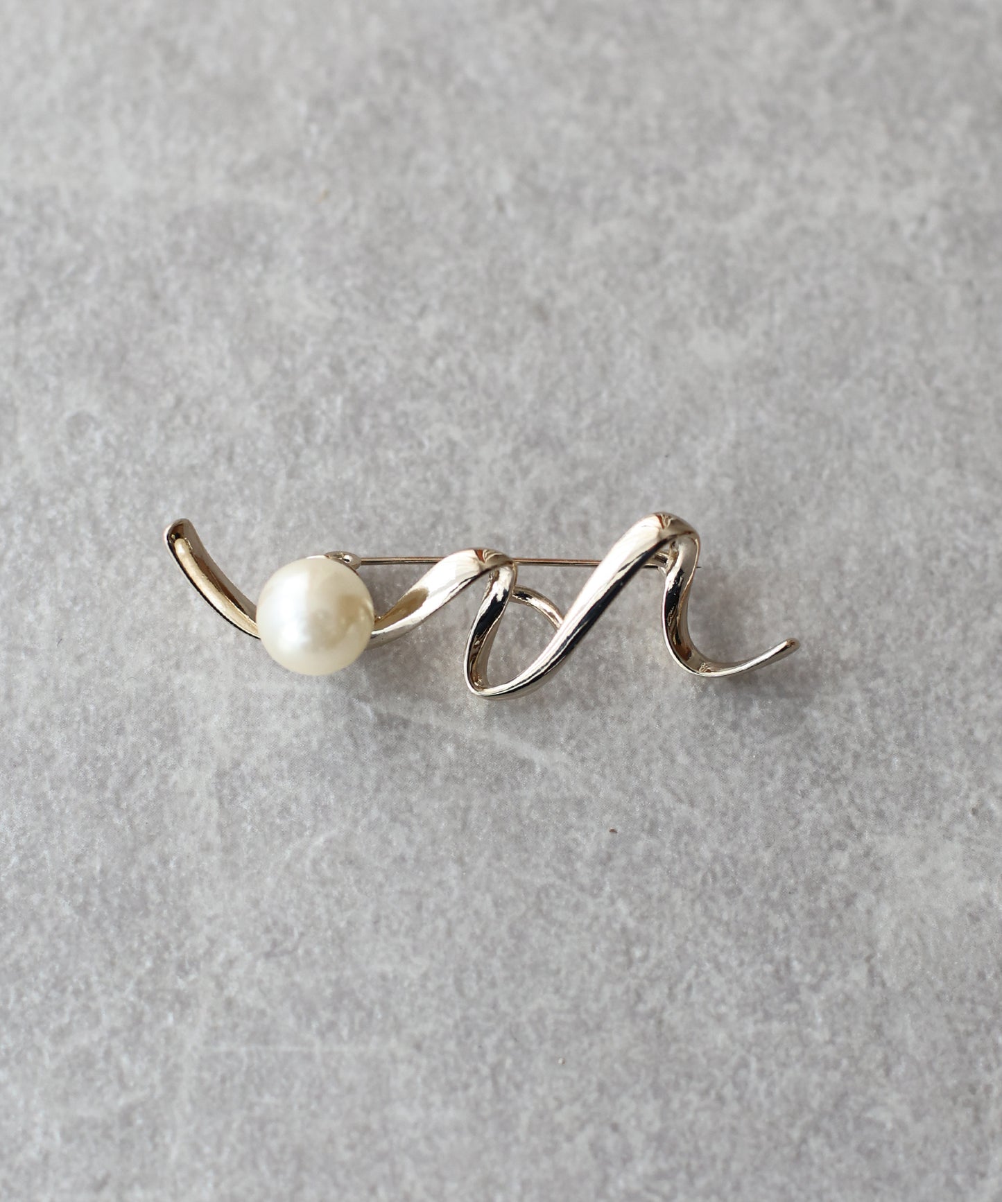 メタルライン＆パールブローチ【ネコポス】