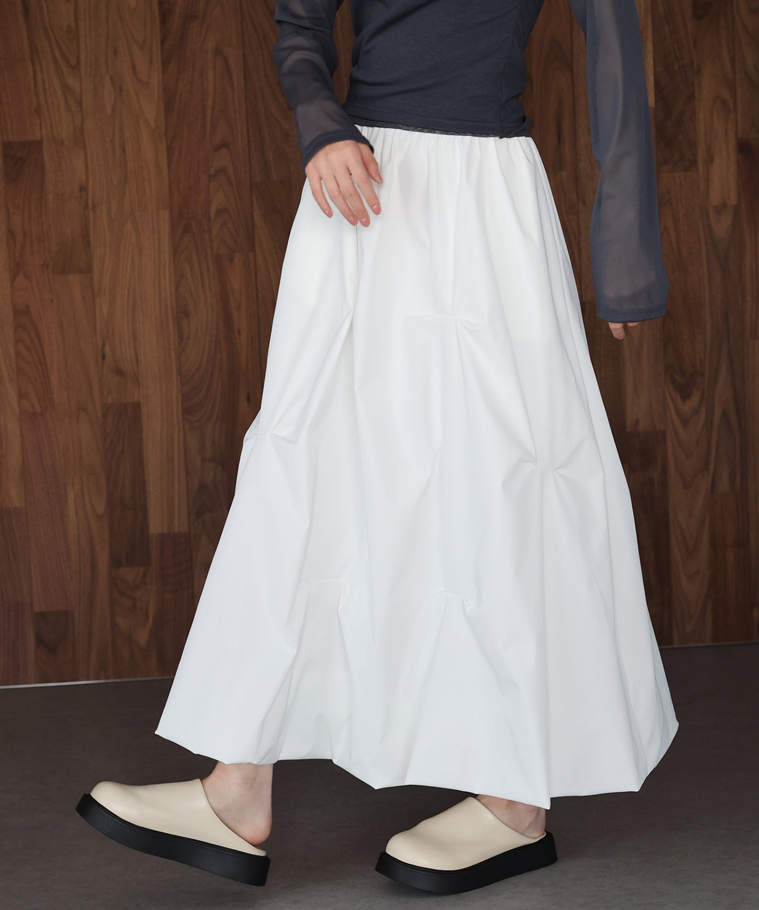 ランダムタックバルーンスカート[J by blue] – BLUE ONLINE