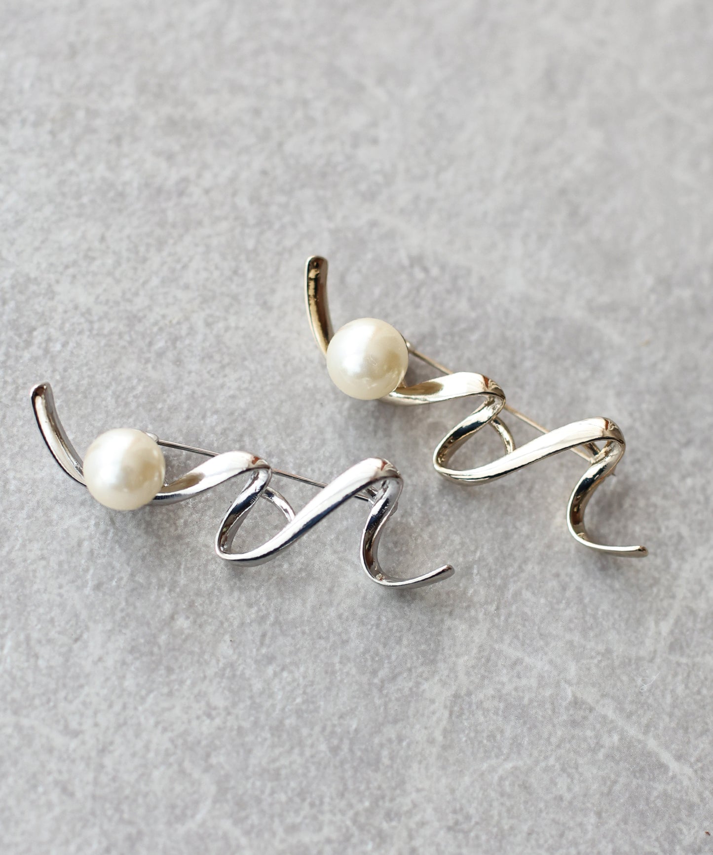 メタルライン＆パールブローチ【ネコポス】