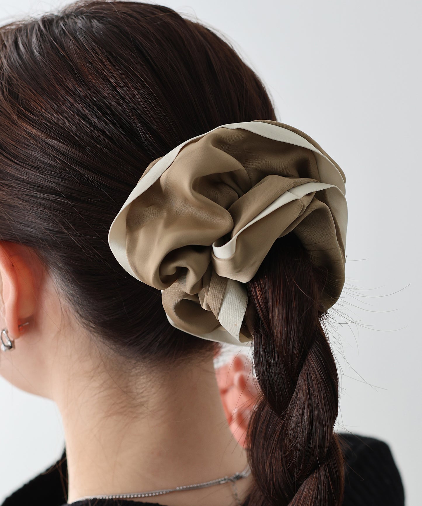 【早割5％OFF】バイカラーサテンシュシュ【ネコポス】