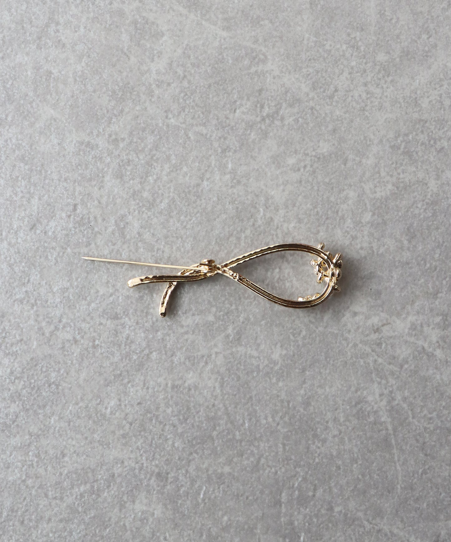 【早割5％OFF】ビジュパールクロスブローチ【ネコポス】