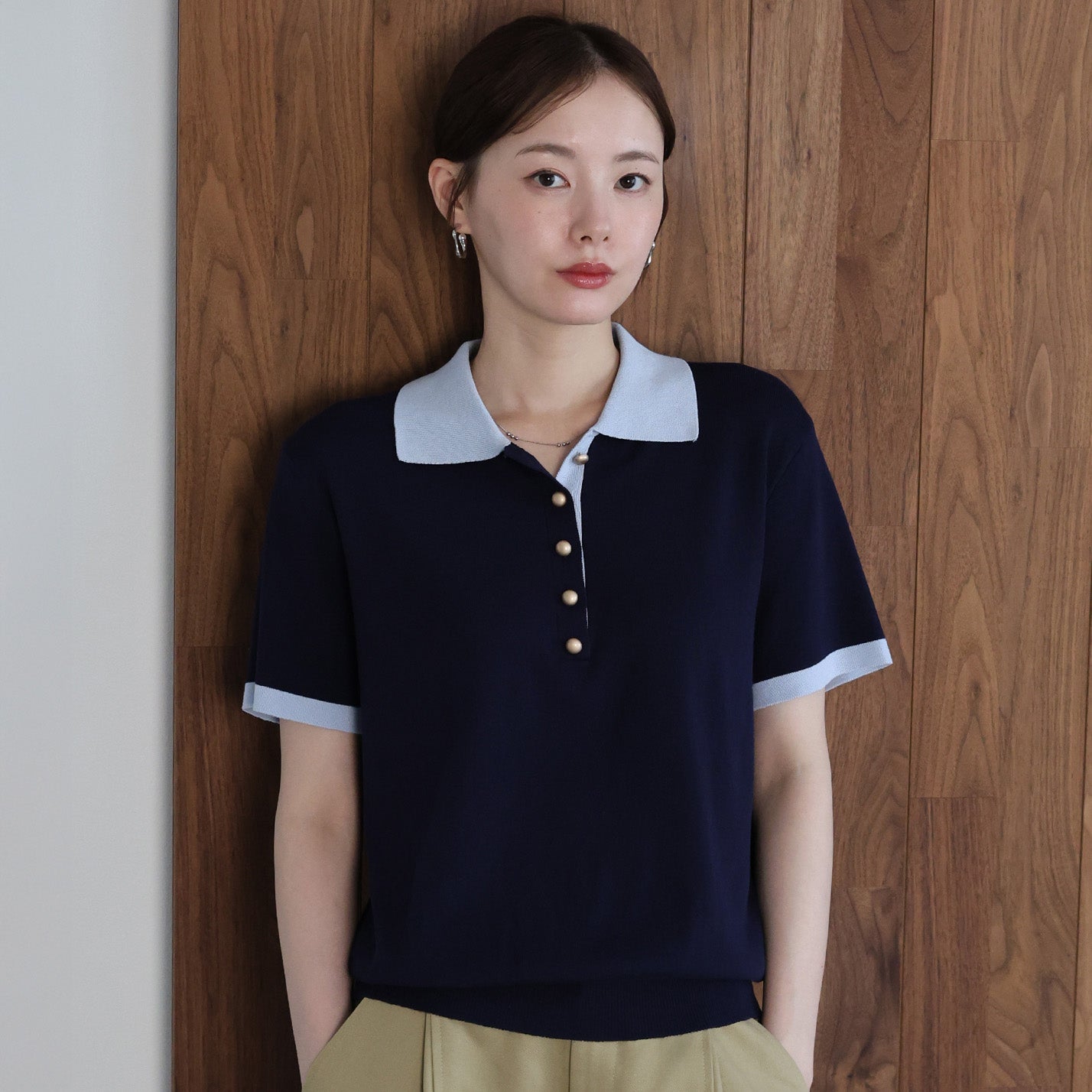 【早割5％OFF】ゴールドボタン配色ポロネックニット【メール便】